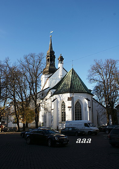 Tallinna Toomkirik, vaade kagust (Toomrüütli tn poolt). rephoto