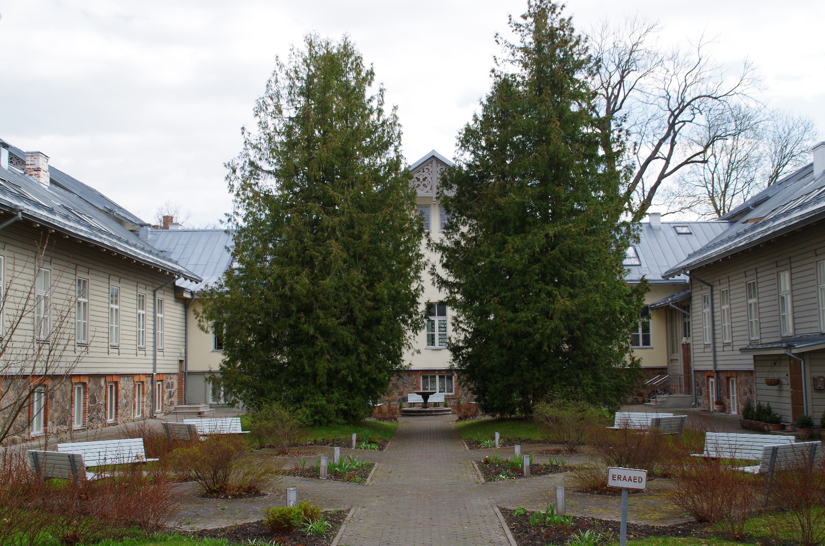 Ulcer clinic by the courtyard of the University of Tartu rephoto