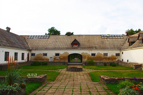 Padise keskuse hoov, vaade. Arhitekt Siiri Kasemets rephoto