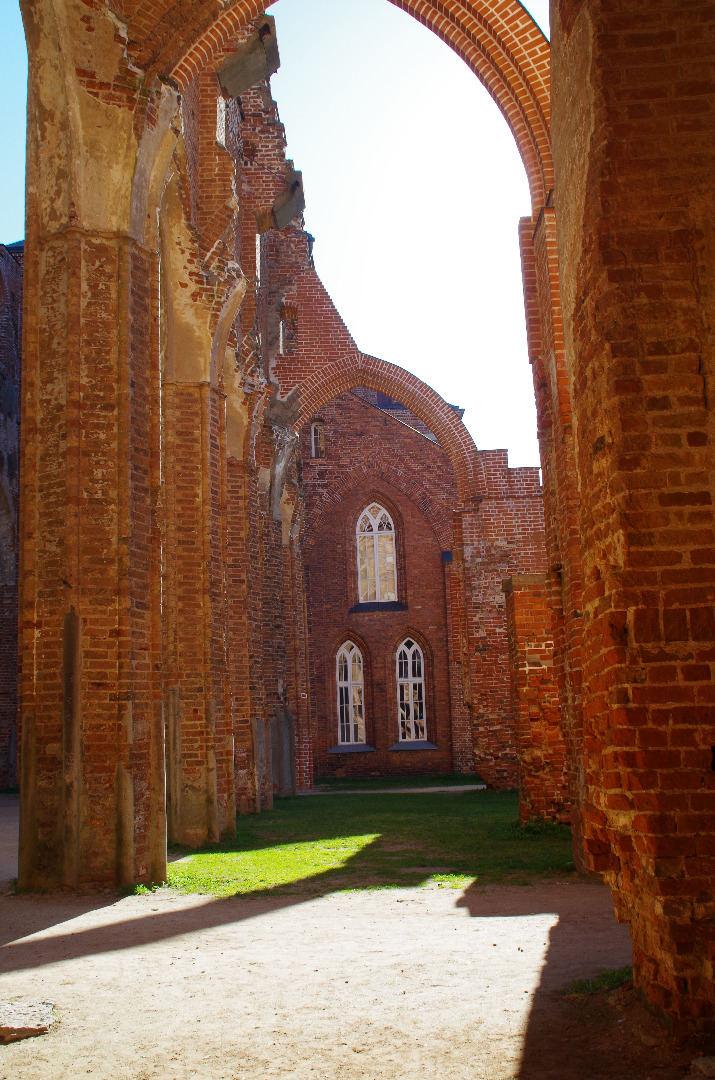 Toomkiriku varemed, sisevaade. rephoto