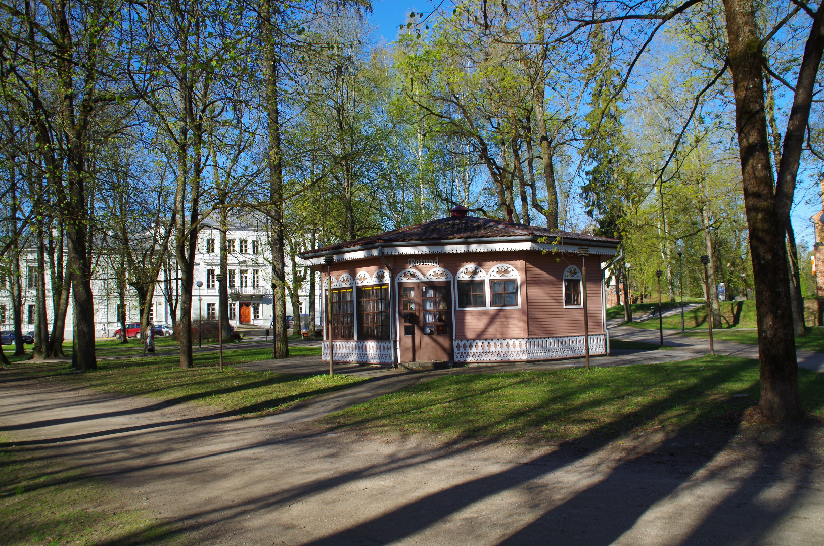 The Pavilion of Toomemäe rephoto