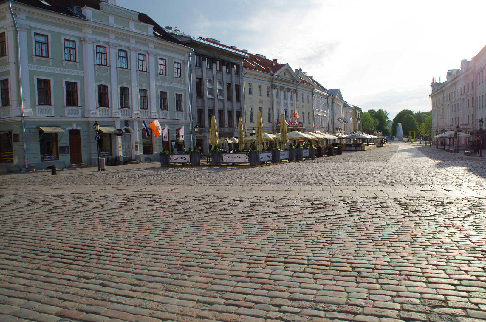 Tartu Raekoja plats: esiplaanil Raekoja plats 8.  1915 rephoto