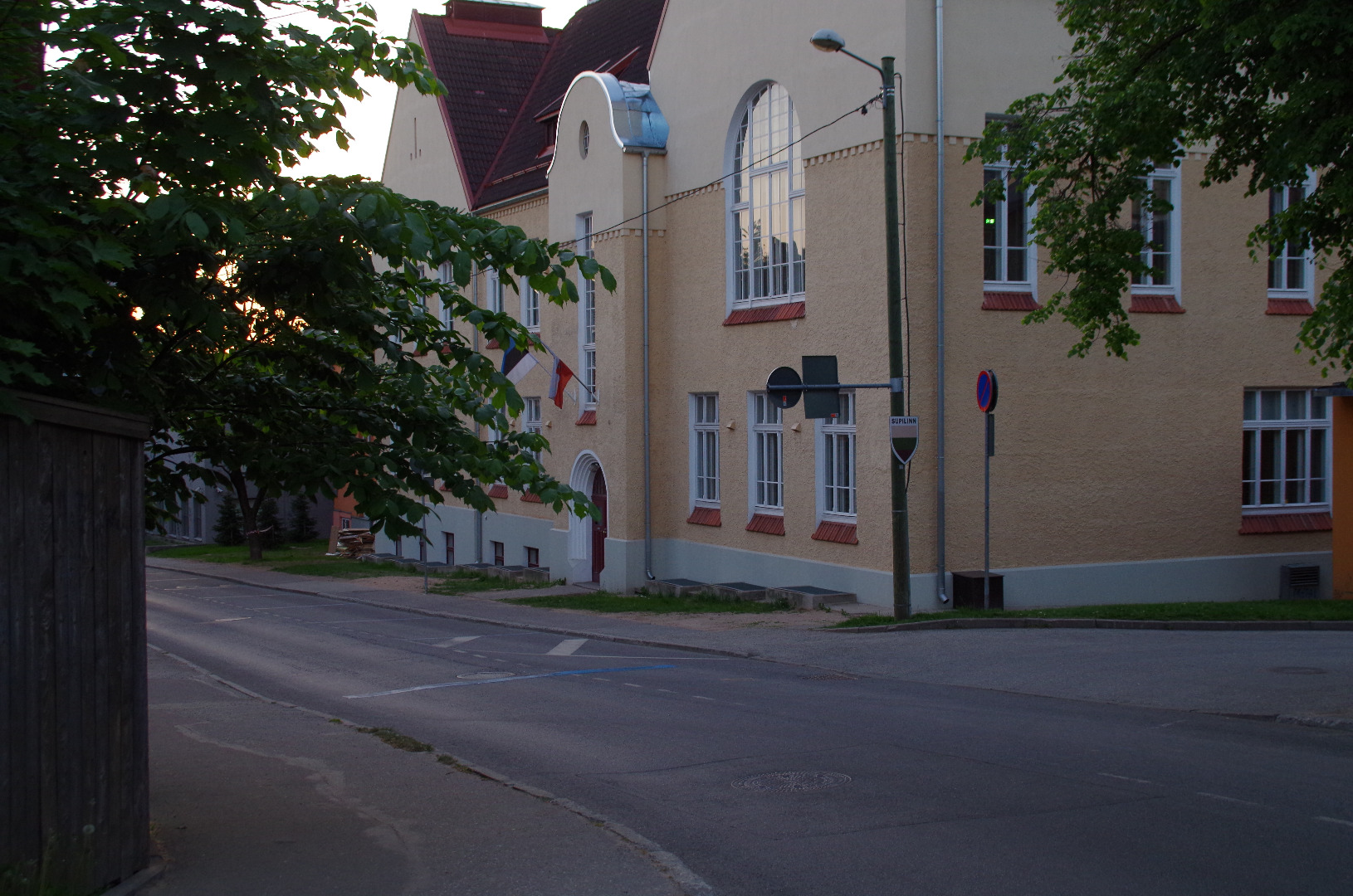 TÜ Juridicum, endine Rostovtsevi kliinik, vaade piki tänavat. Arhitekt Viktor Kessler rephoto