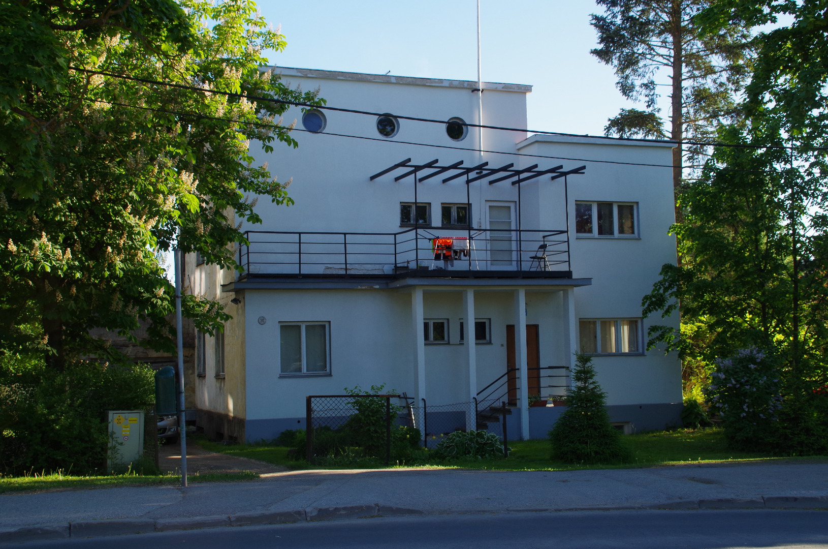 Private house in Tartu Aardla 6, view of the building. Architect Nikolai Kusmin rephoto