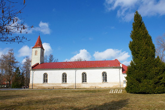 Kärdla Church in 1991. rephoto