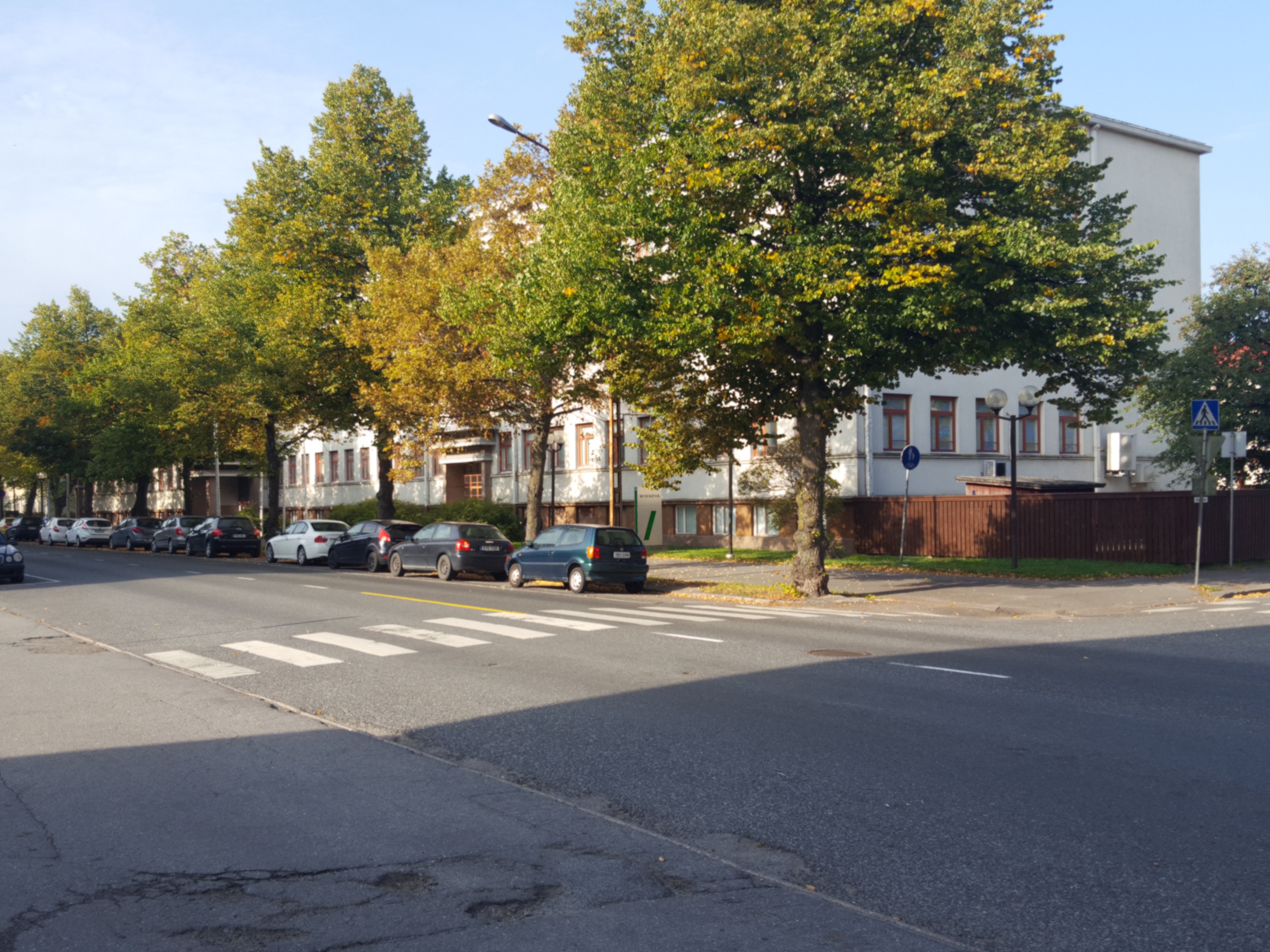 Designed by architect Oiva Viljase, graduated in 1939 with a Teljän Professional School for Girls in Porin Riihikedossa rephoto
