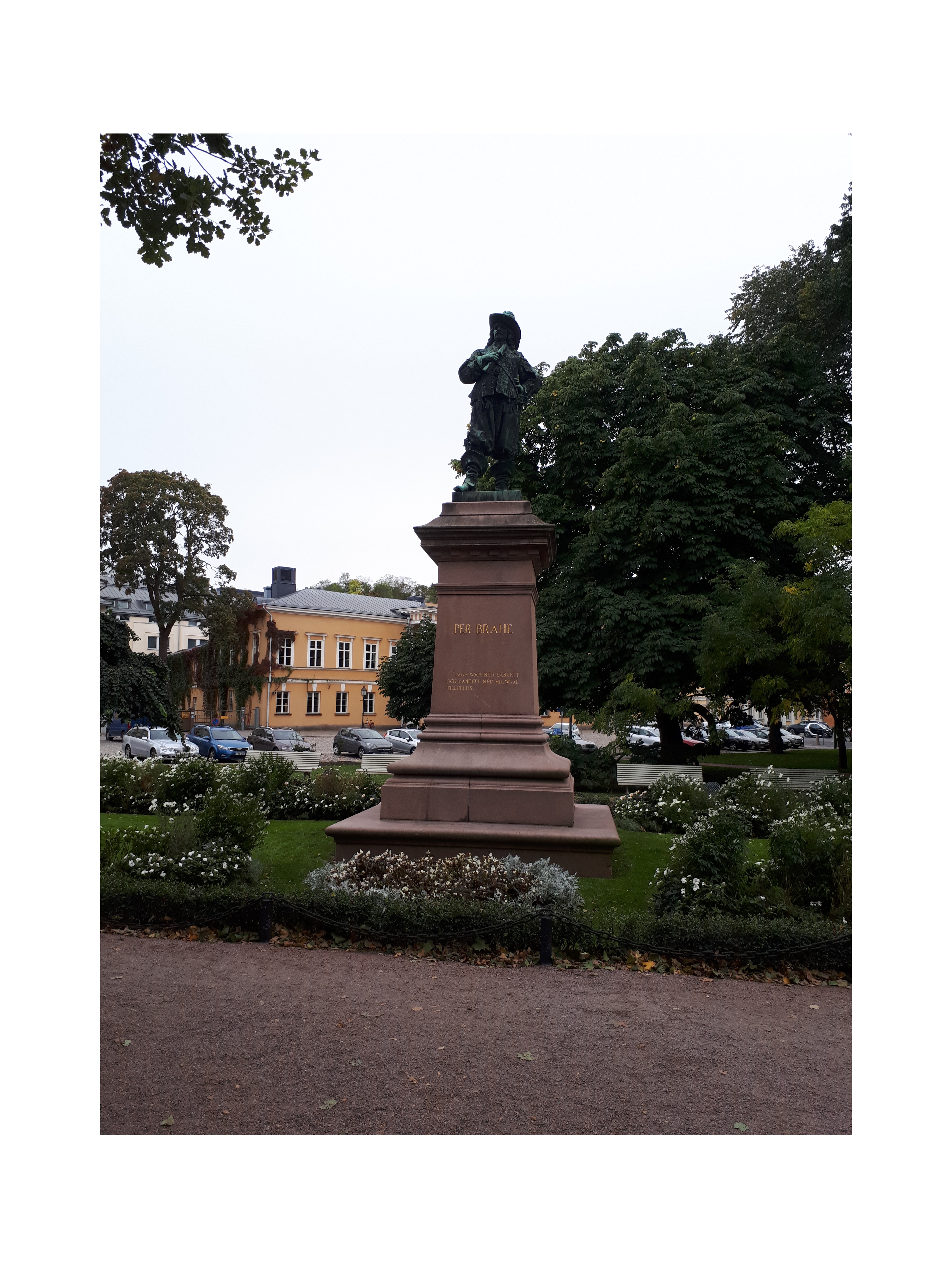 Walter Runebergin veistämä, vuonna 1888 paljastettu Per Brahen patsas rephoto