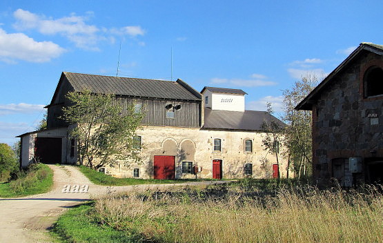 The former water spring of Vohnja Manor. (now grain dryer). rephoto