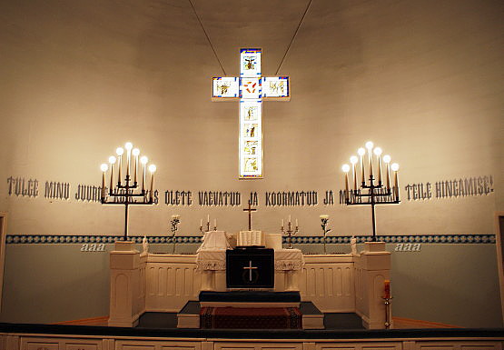 The ruin of the Paulus church altar. rephoto