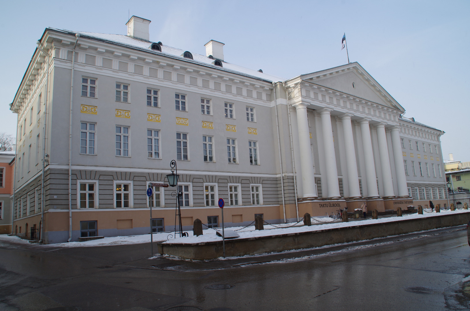 Main building of the University of Tartu. rephoto