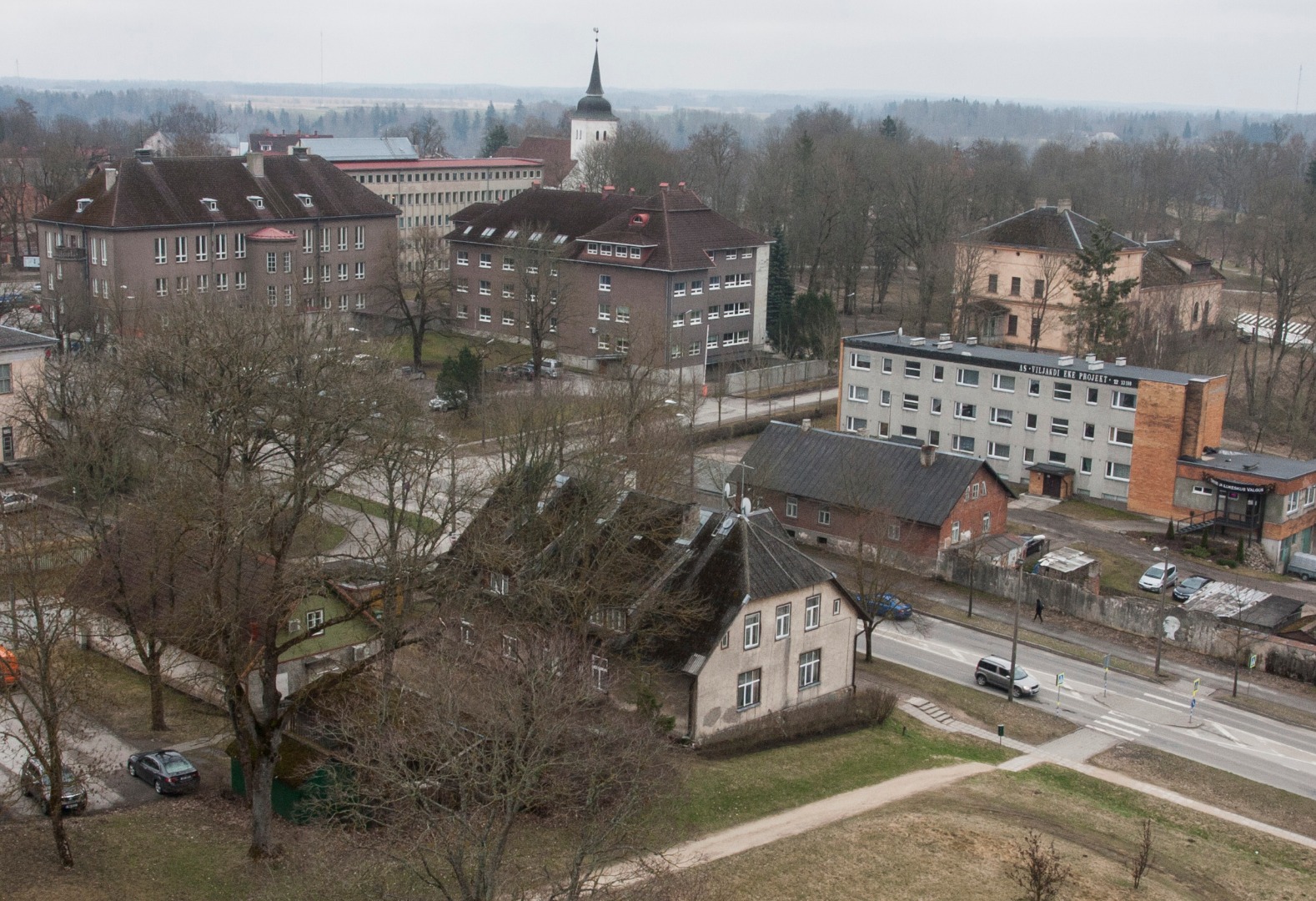 foto Viljandi, vaade Pauluse kiriku tornist Jaani kiriku poole 1958 F H.Riet rephoto