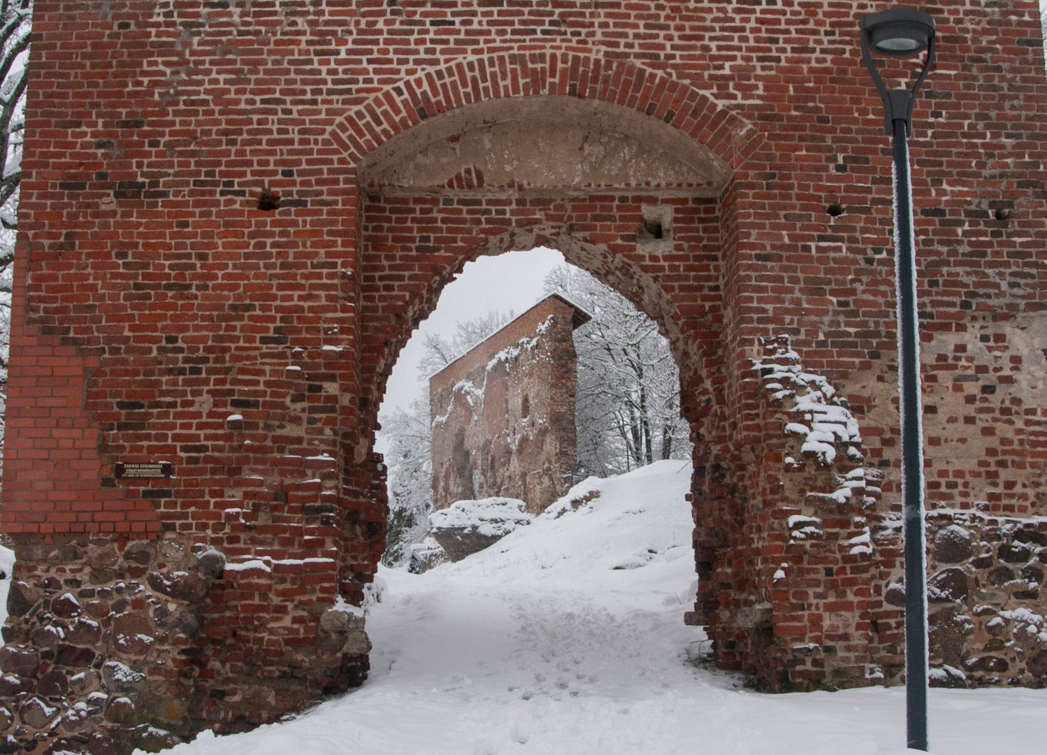 Wiljandi Wade Castle Mountains rephoto