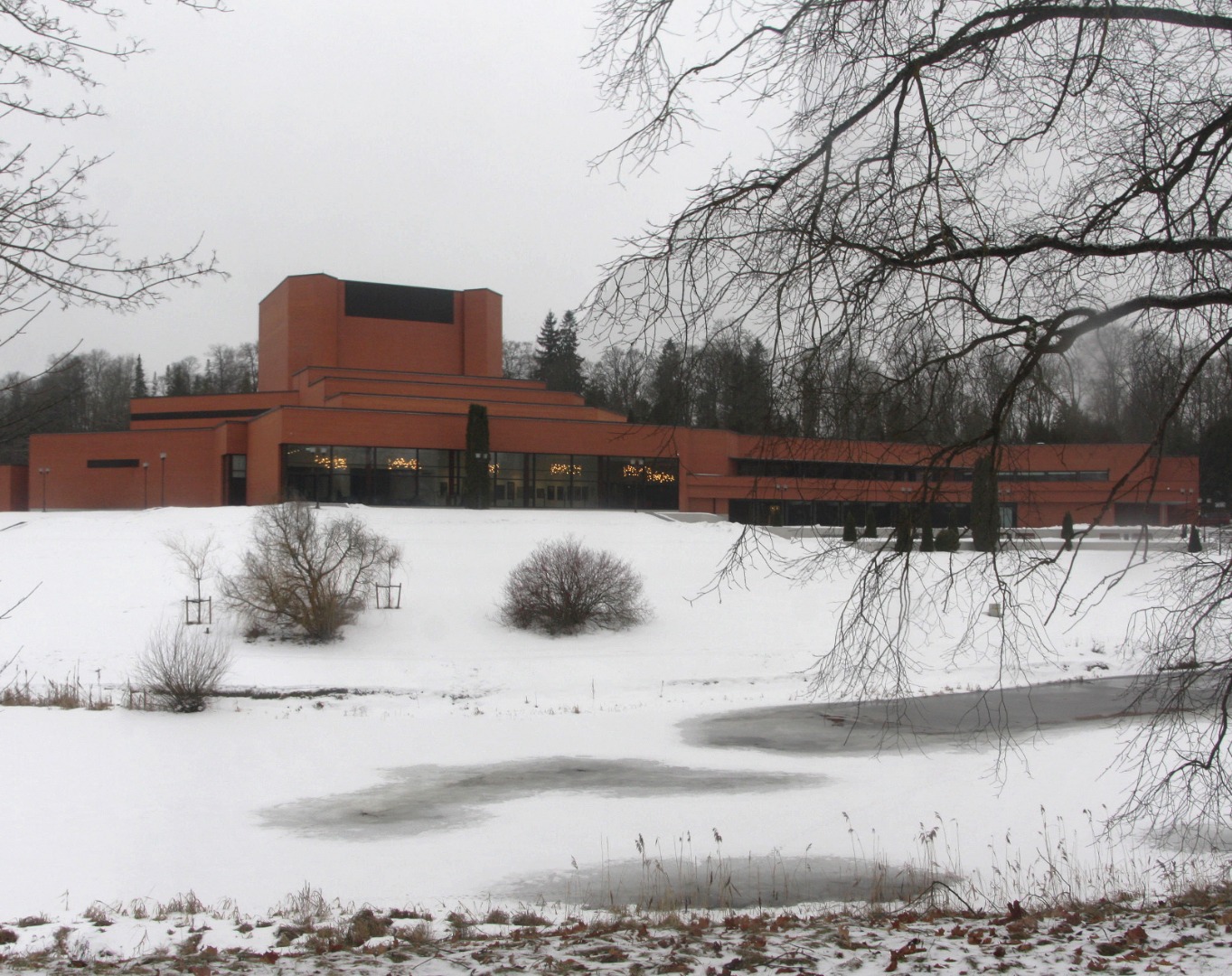 Ugala Theatre in Viljandi, view of the building. Architects Irina Raud, Inga Orav, Kalju Luts; interior architect Mait Summatavet rephoto
