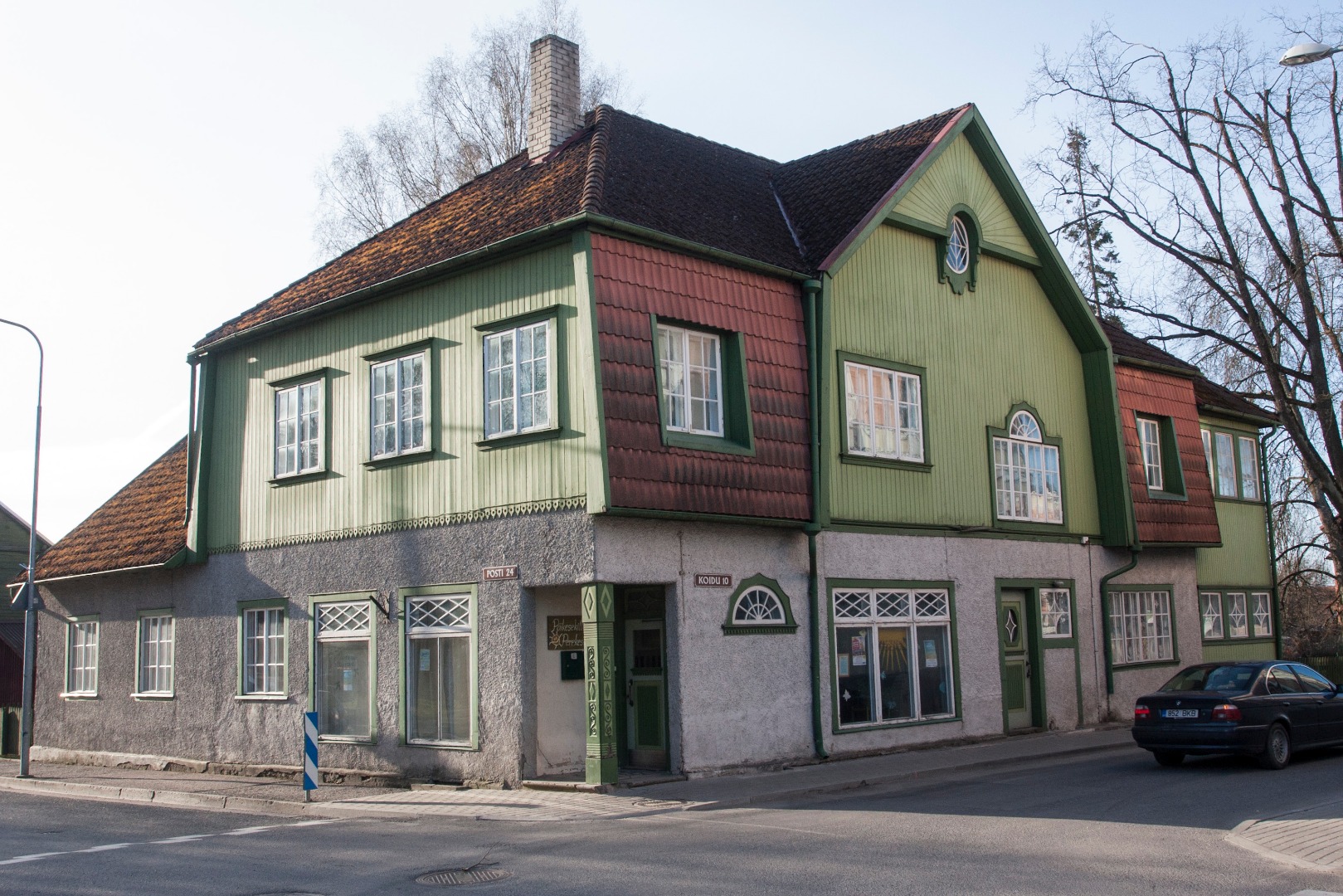 Rieti maja Viljandis, vaade hoonele. Arhitekt Karl Burman rephoto