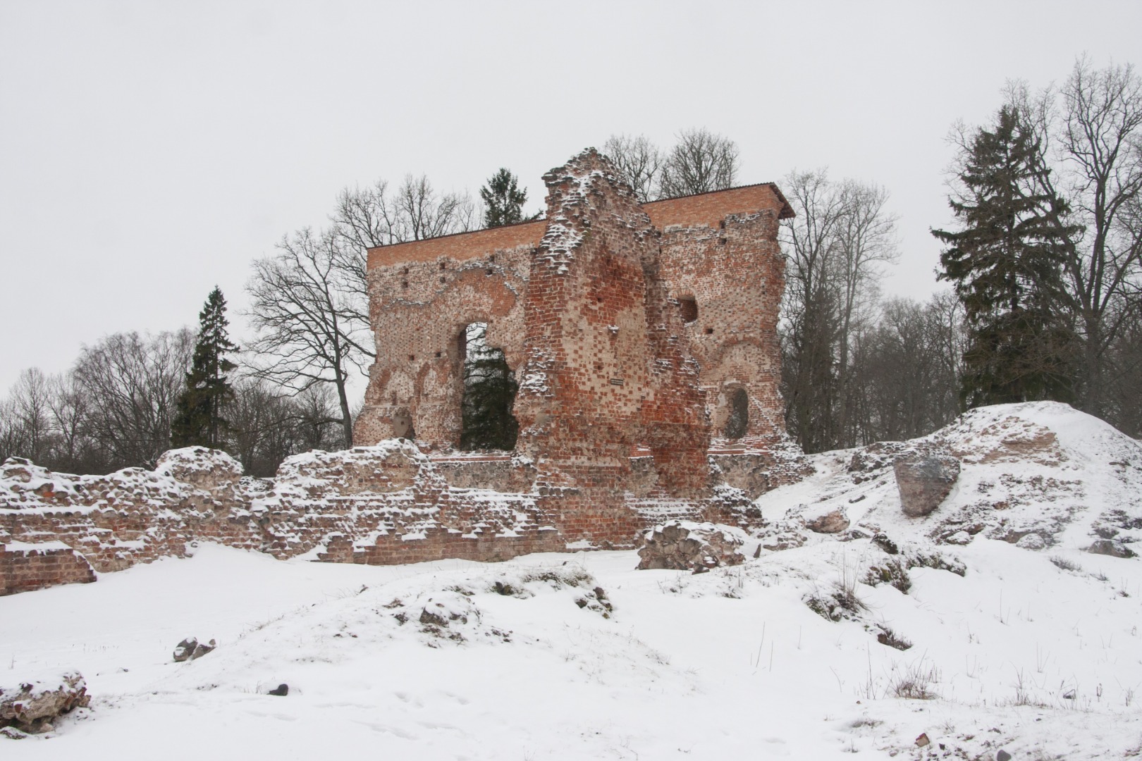 [viljandi castle roofs] rephoto