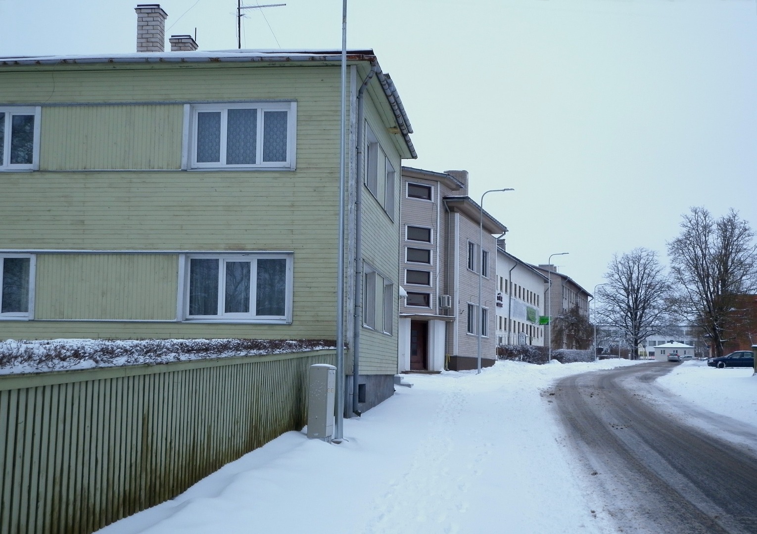 foto, Viljandi, Kaalu tn, talv, 1984, foto E. Veliste (vasakul nr 5 maja) rephoto