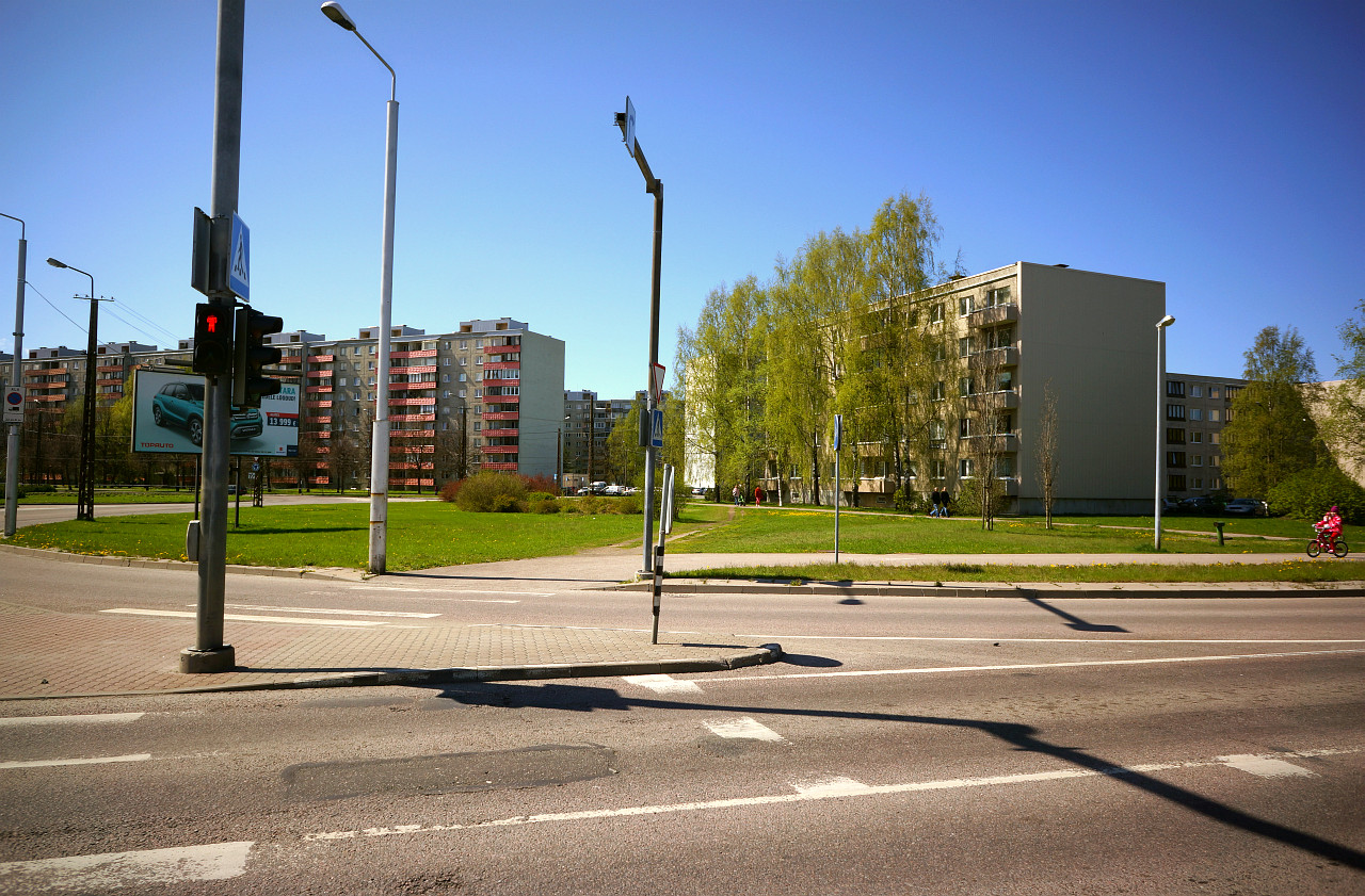 Väike- Õismäe, view of the building and the surroundings in the finishing stage rephoto