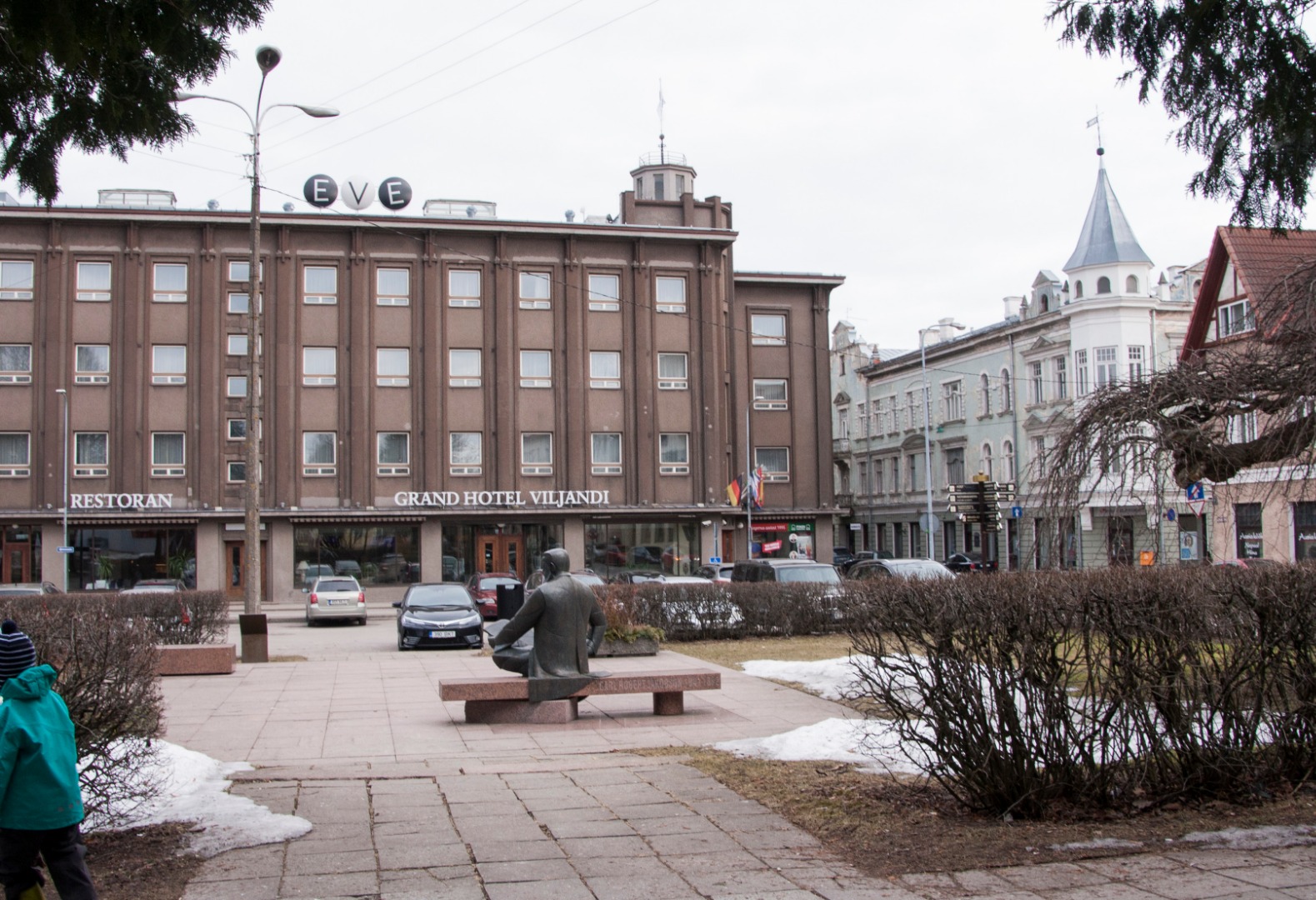 Central square in Viljandi. rephoto