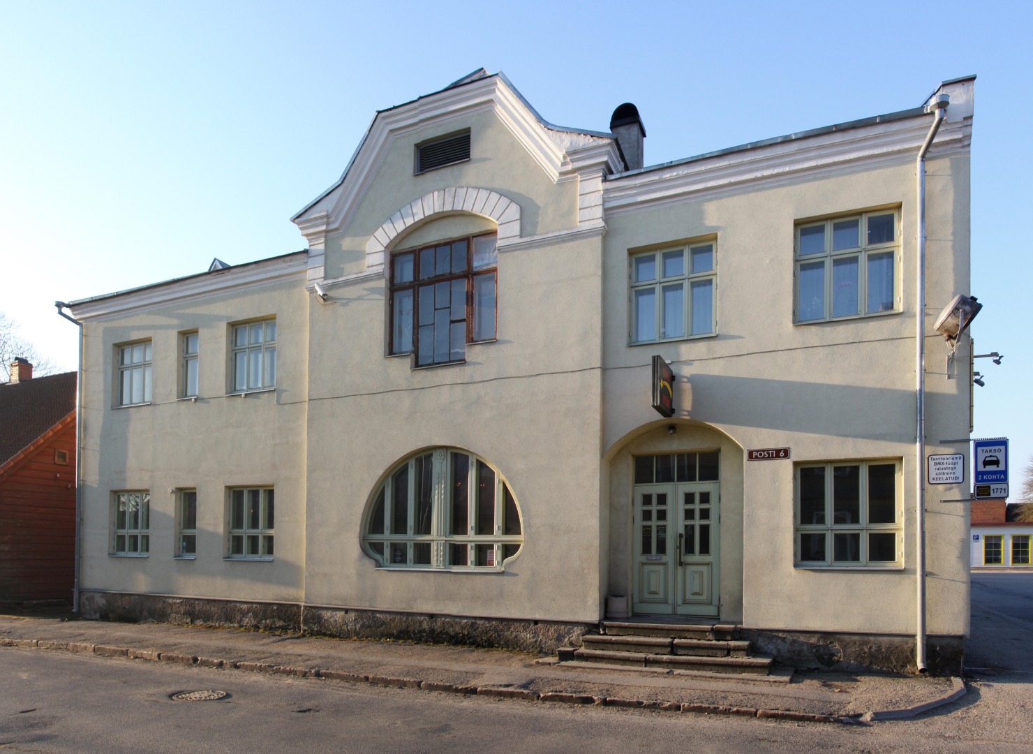 foto Viljandi Käsitööliste Abiandmise Seltsi hoone Posti tn 6 u 1920 foto J. Riet rephoto