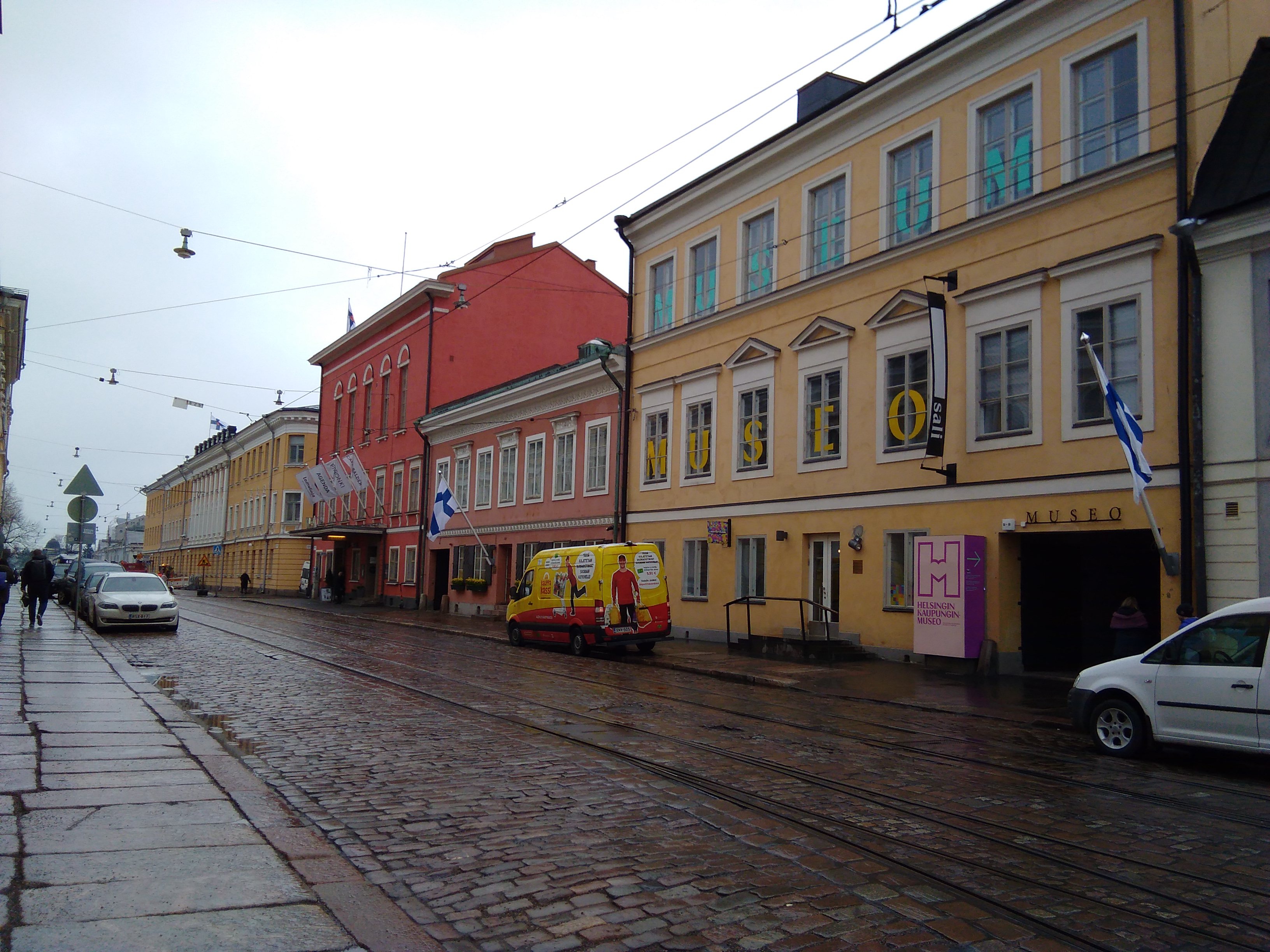 Aleksanterinkatu 16 (Remanderin talo), 14 (Brummerin talo), 12 (Balderin talo) rephoto