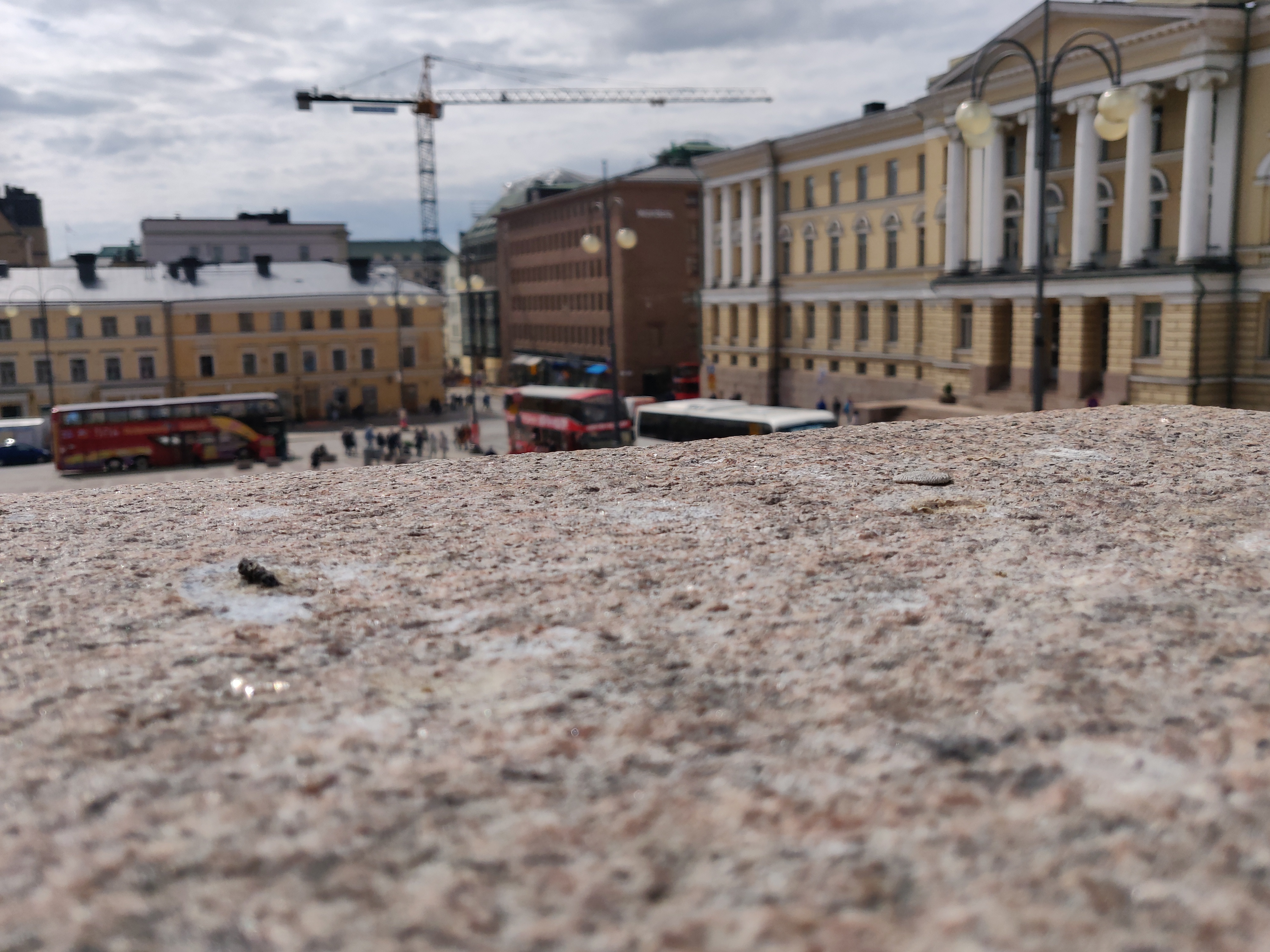 Työläisten vappukulkue Senaatintorilla. rephoto