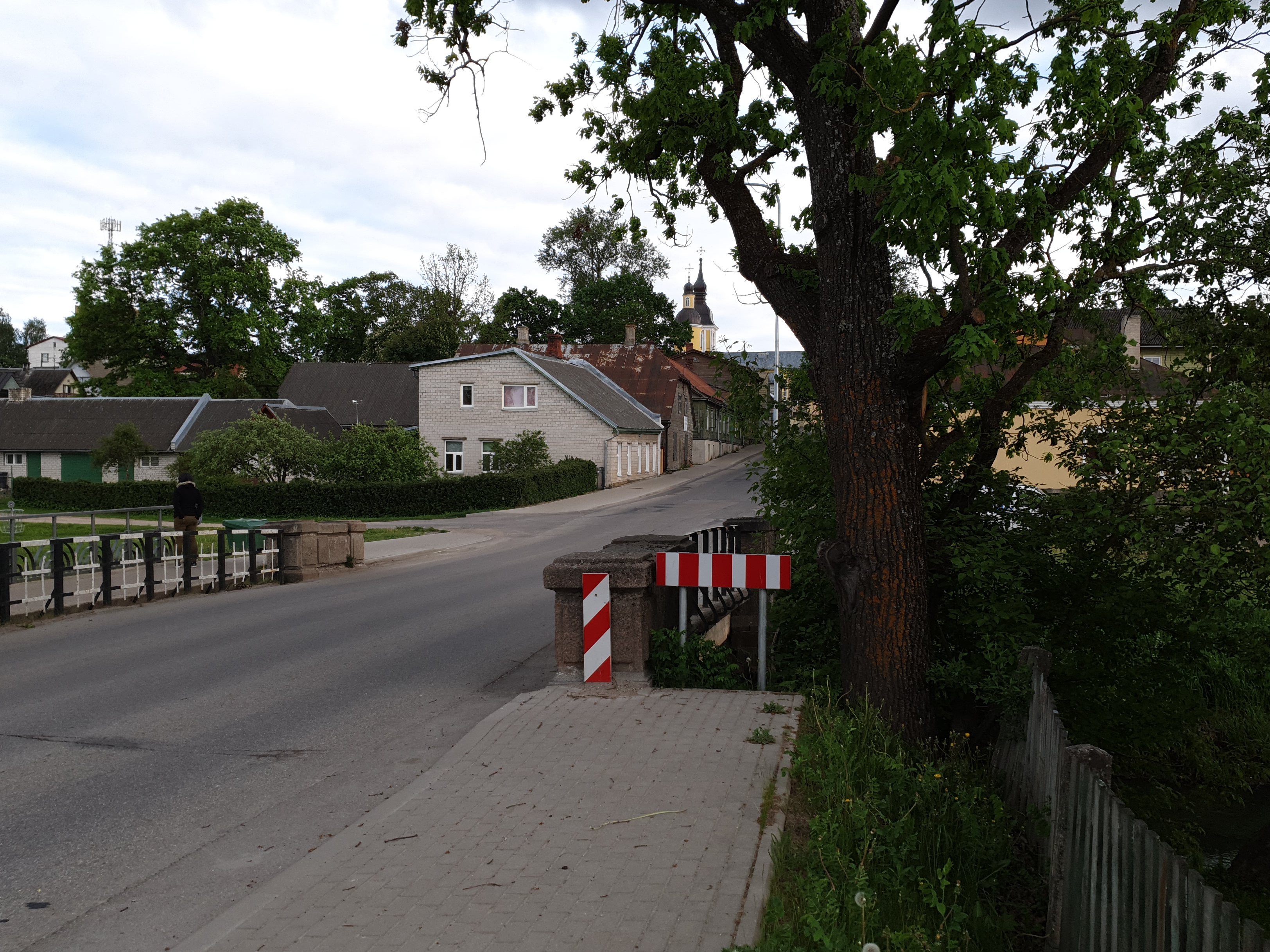 Võru, Tartu tänav, vaade sillalt turu suunas rephoto