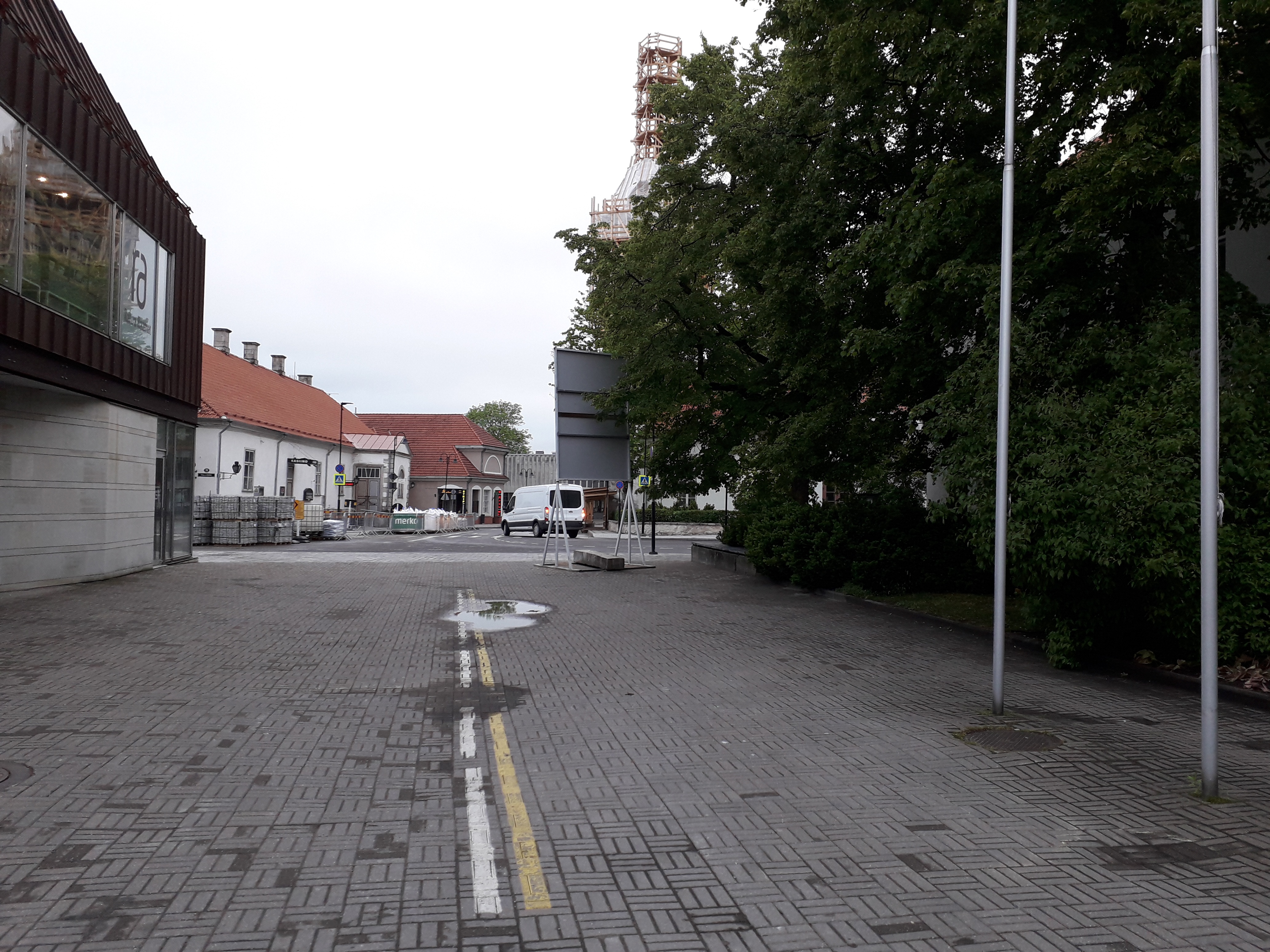 Kuressaare teatri näitlejad Kuressaare sõjajärgsetel taastamistöödel rephoto