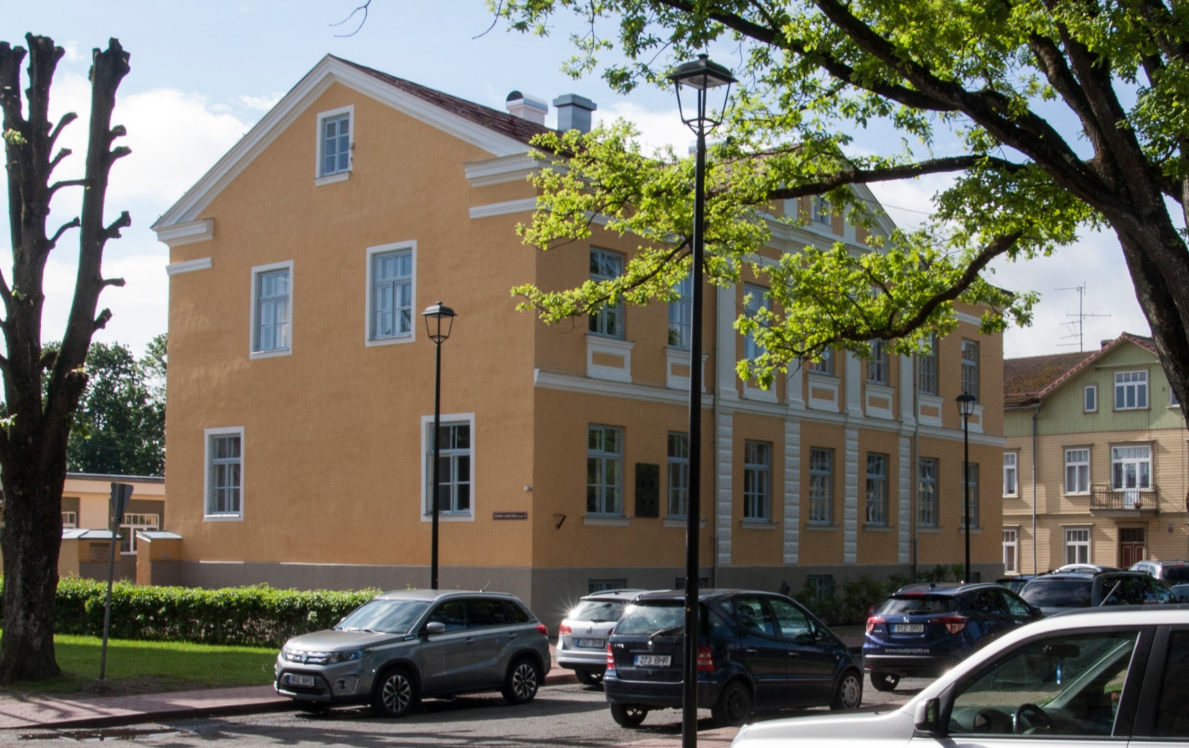 Former Viljandi cruise school, where he has studied h. Wühner, a. Peterson, J. Kunder, V. Reiman, J. Lõo, K. a. Hindrey, J. Köler, h. Kappel, J. Tõnisson, etc. Here is taught by Summer Jaan, V. Blagoveštsenski etc. rephoto