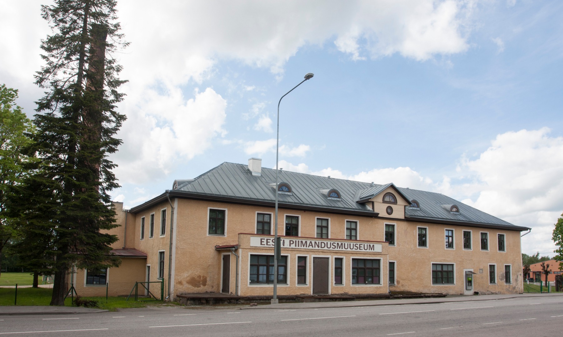 Imavere Ühispiimatalitus hoone ja transport rephoto