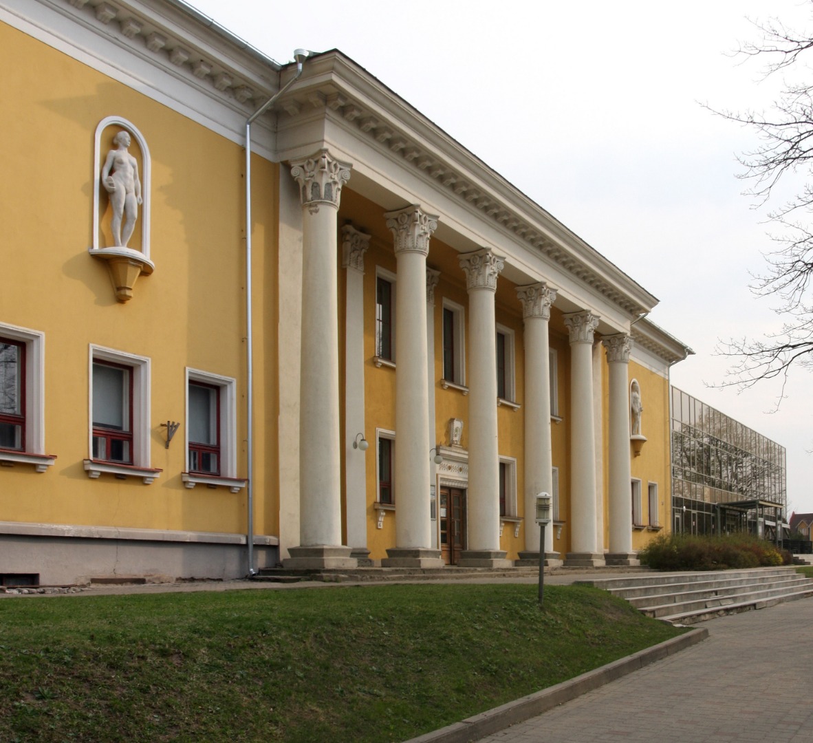 värvifoto, Viljandi Spordikool, 1983 rephoto