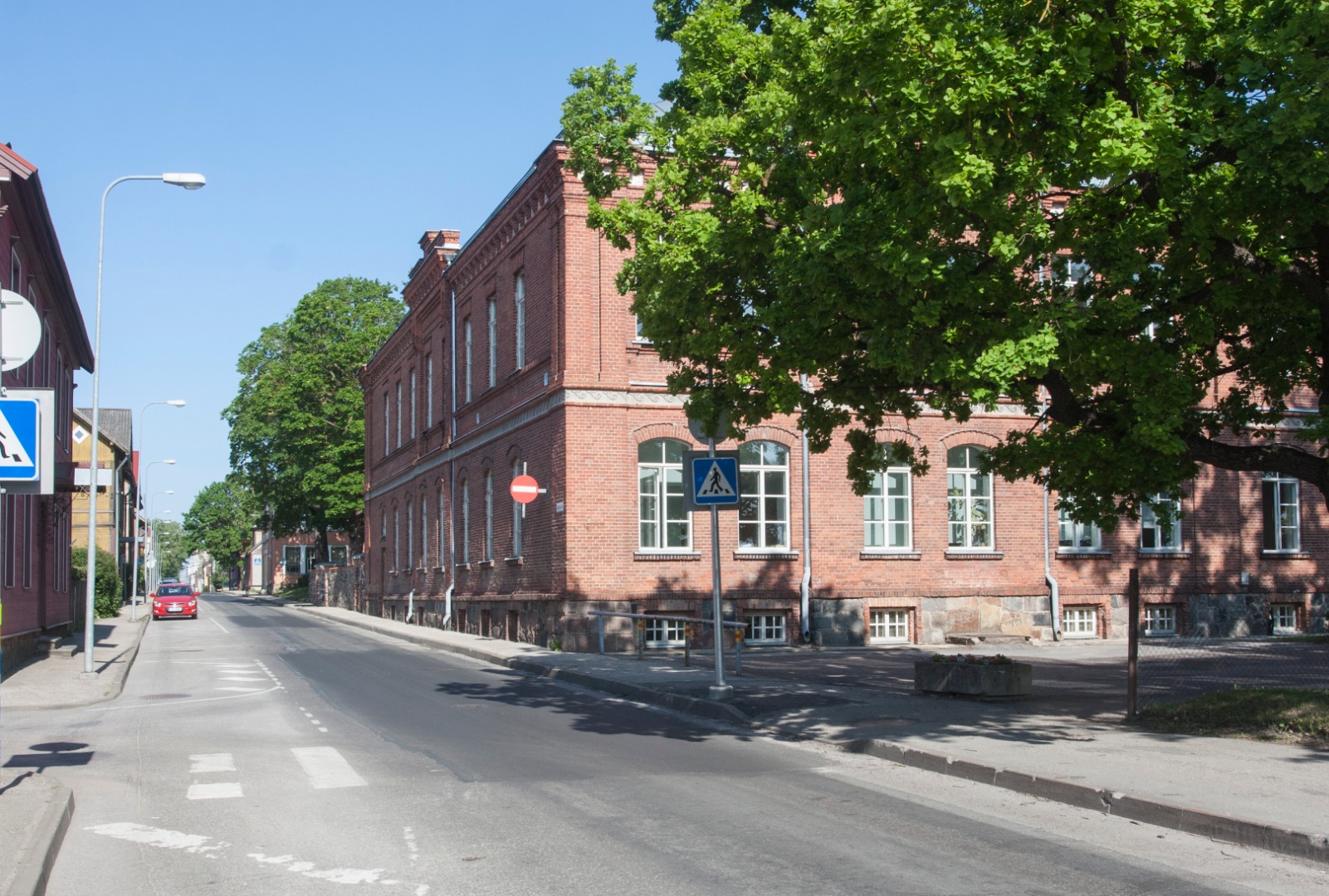 fotopostkaart, Viljandi, Uueveski tee 1, maagümnaasium, u 1925, foto J. Riet rephoto