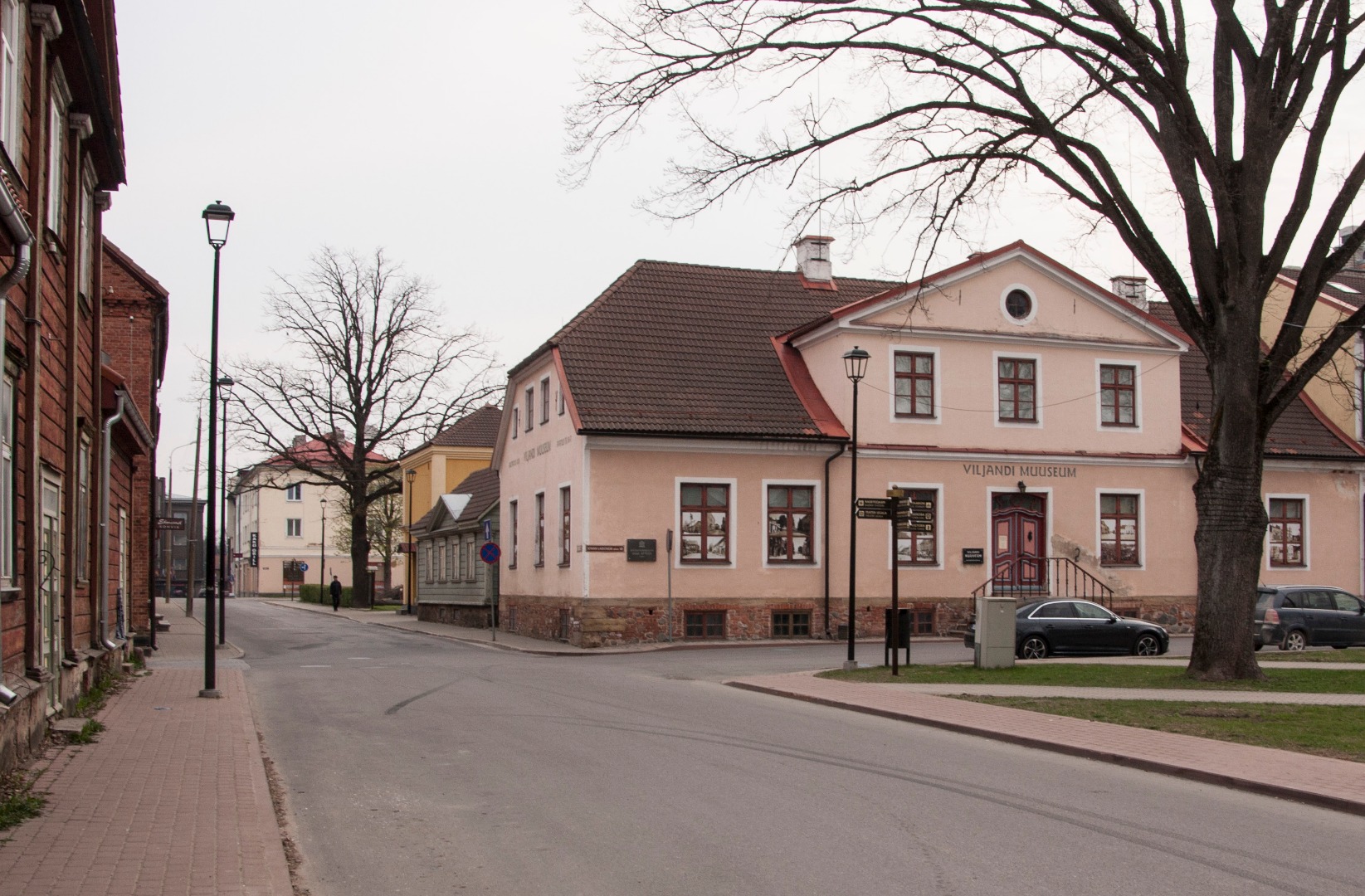 foto, Viljandi, Lossi ja Kauba tn ristmik, turuplats u 1900 rephoto