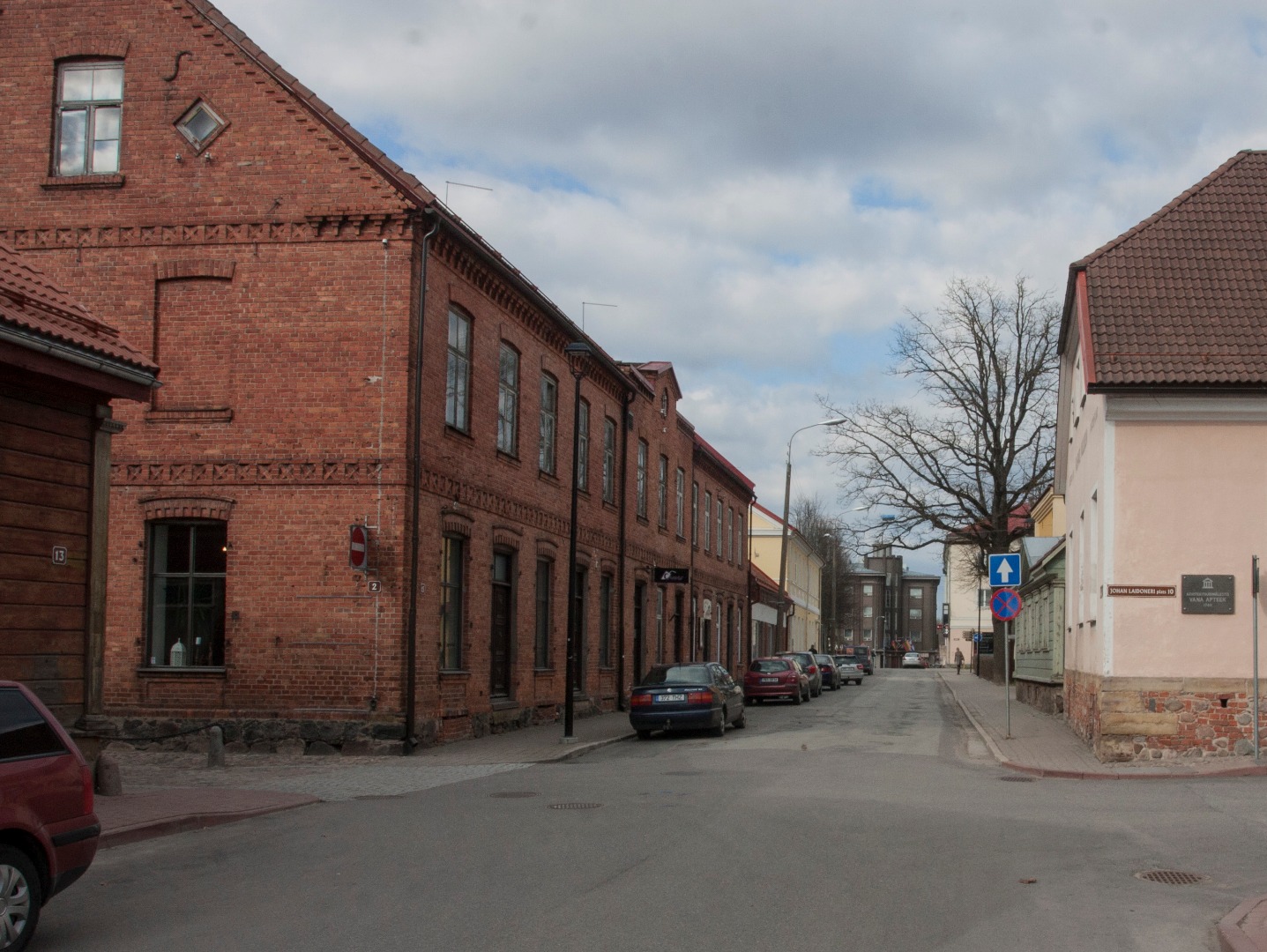 foto, Viljandi, V. Kingissepa tn (Lossi tn) Kauba ja Tartu tn vahel u 1965 rephoto