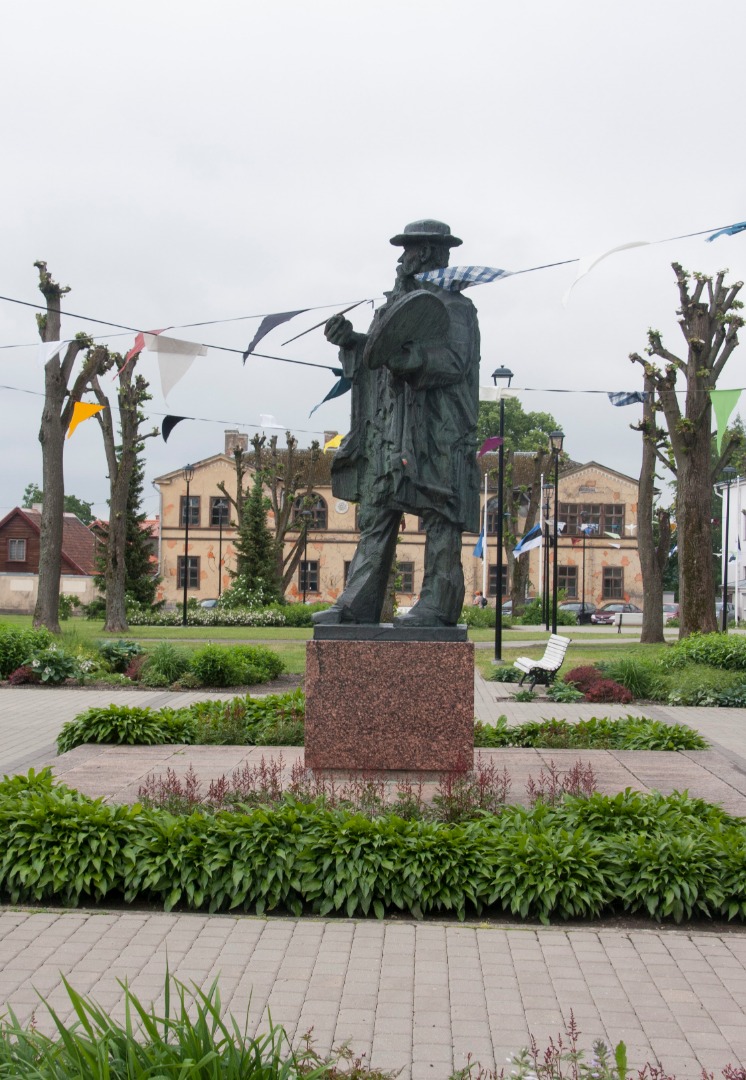 Johann Köleri monument Viljandis rephoto