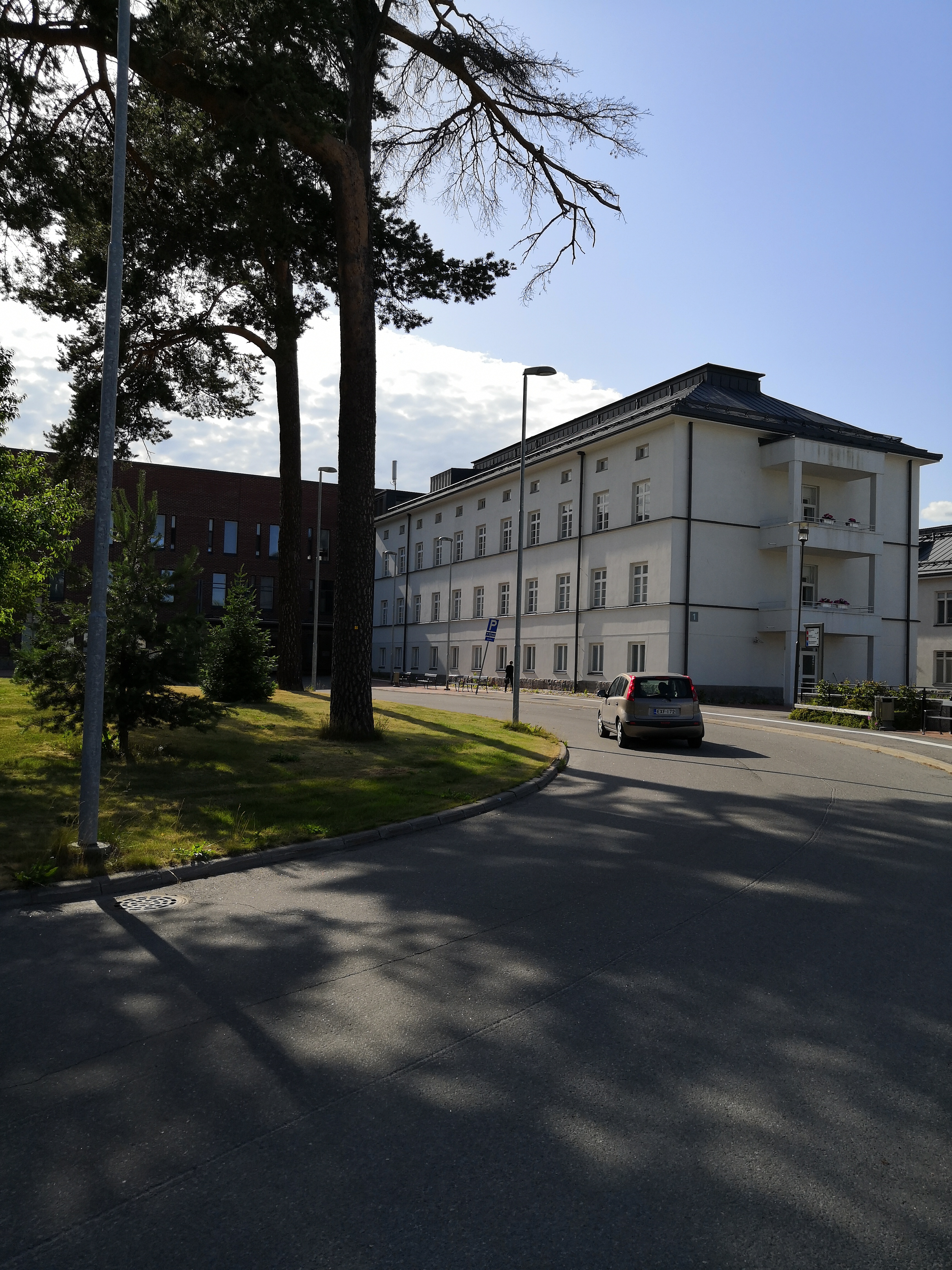 Malmin sairaalan rakennuksia, Talvelantie 6. rephoto