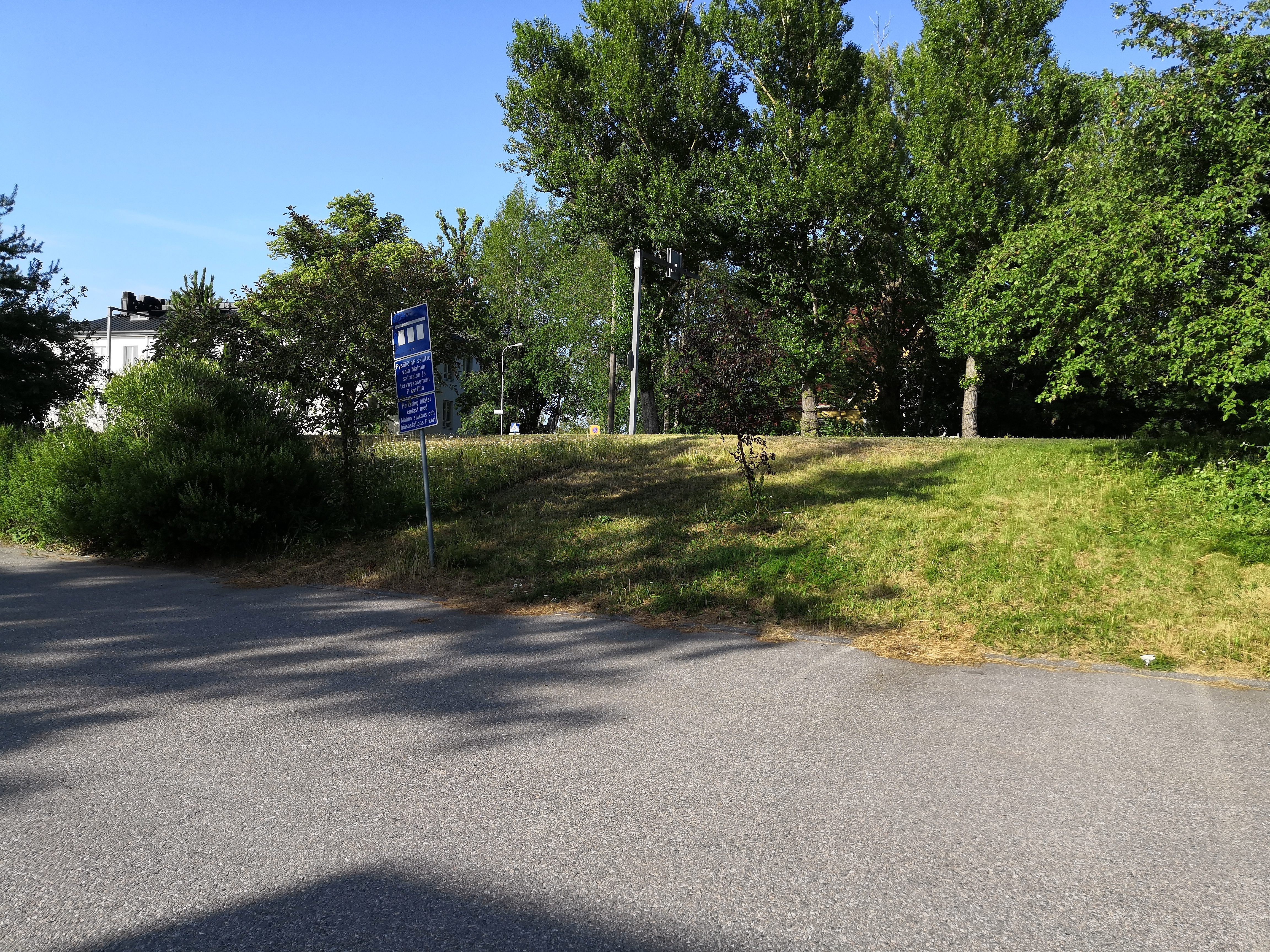 Malmin kansalaiskoulu, entinen jatkokoulu, Kirkonkyläntie 23, 25. rephoto