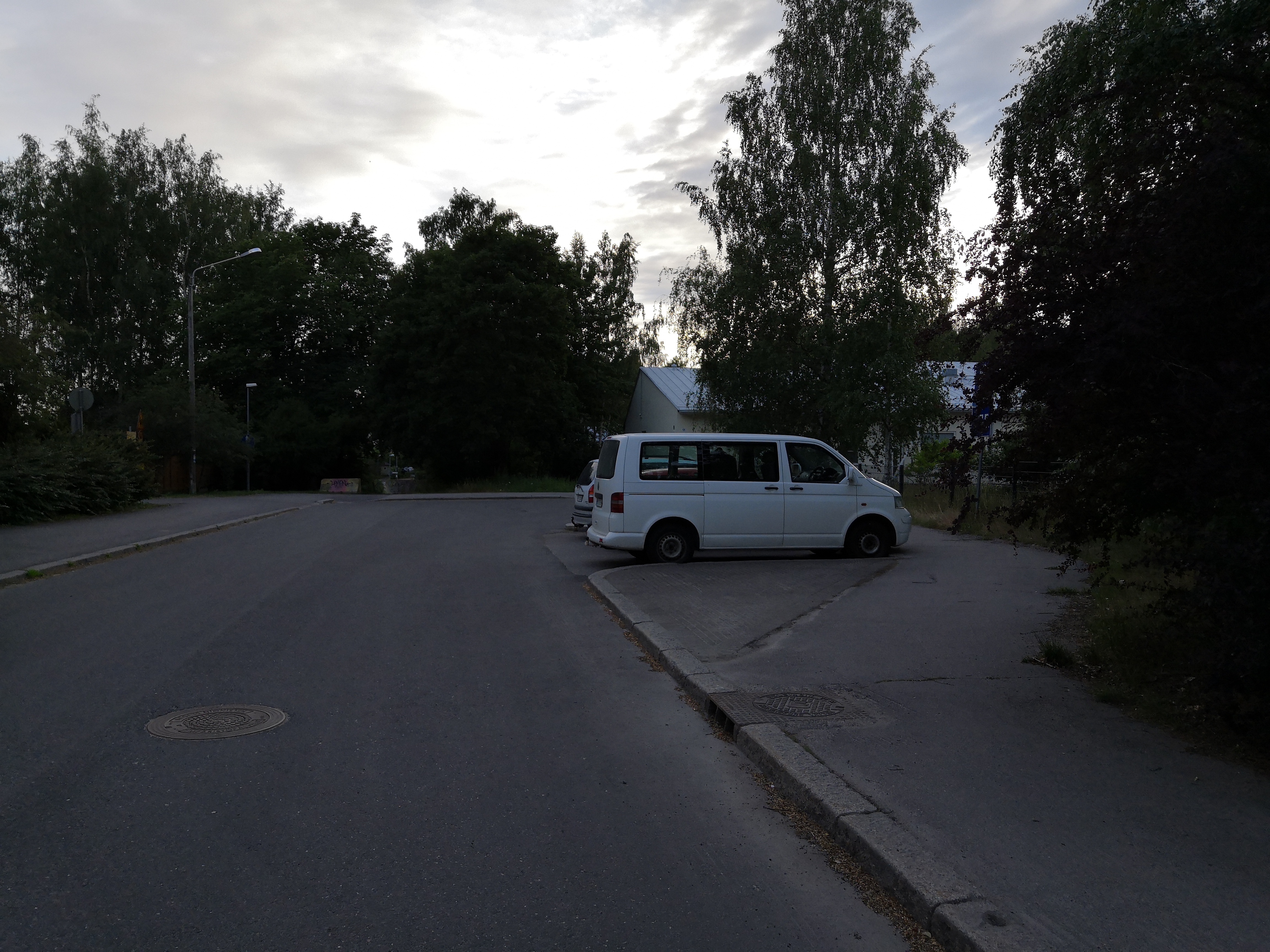 Malmi, Karviaistie 11.  Nykyinen Karviaistie 13. rephoto