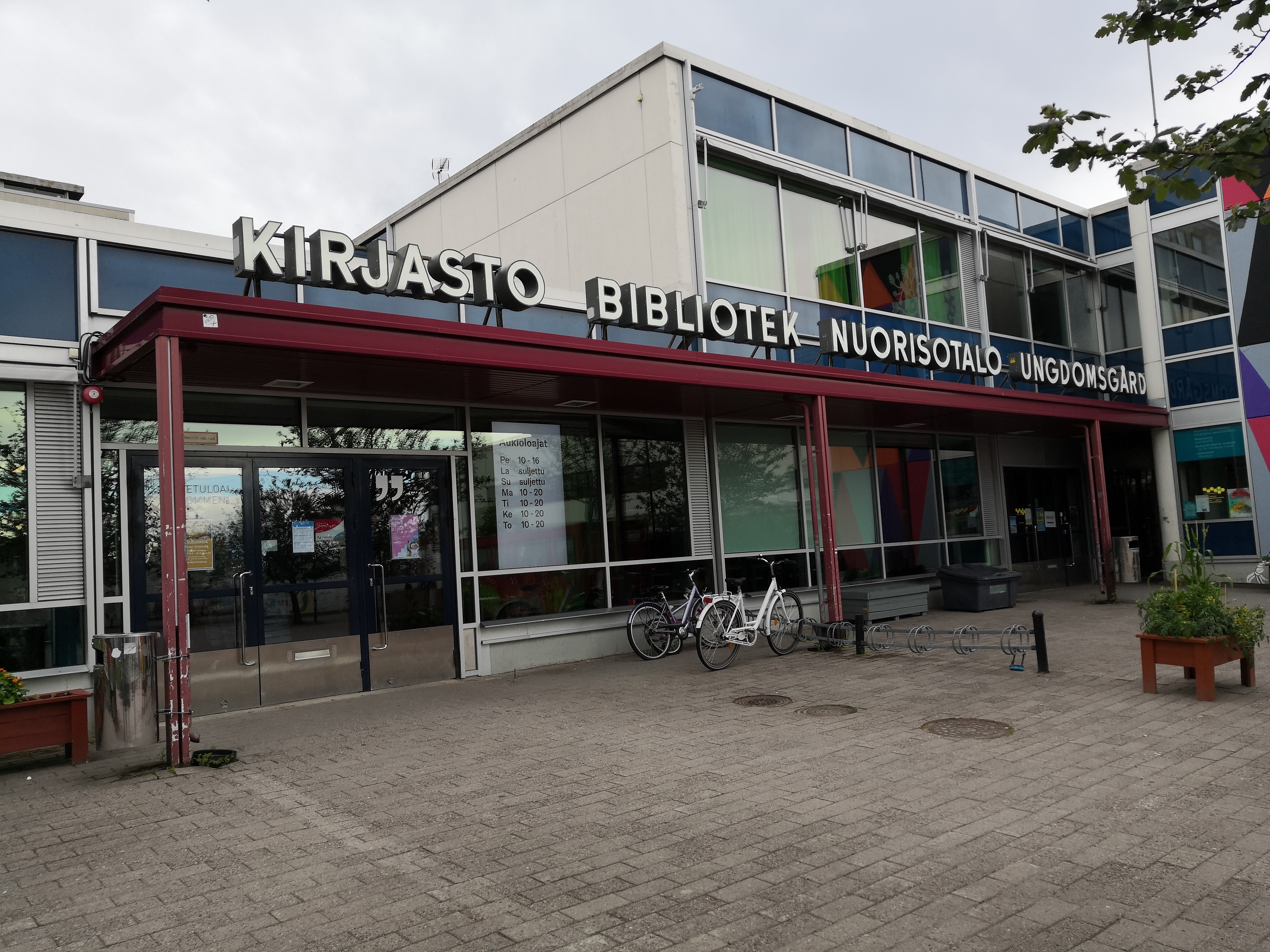 Kontulan kirjasto rephoto
