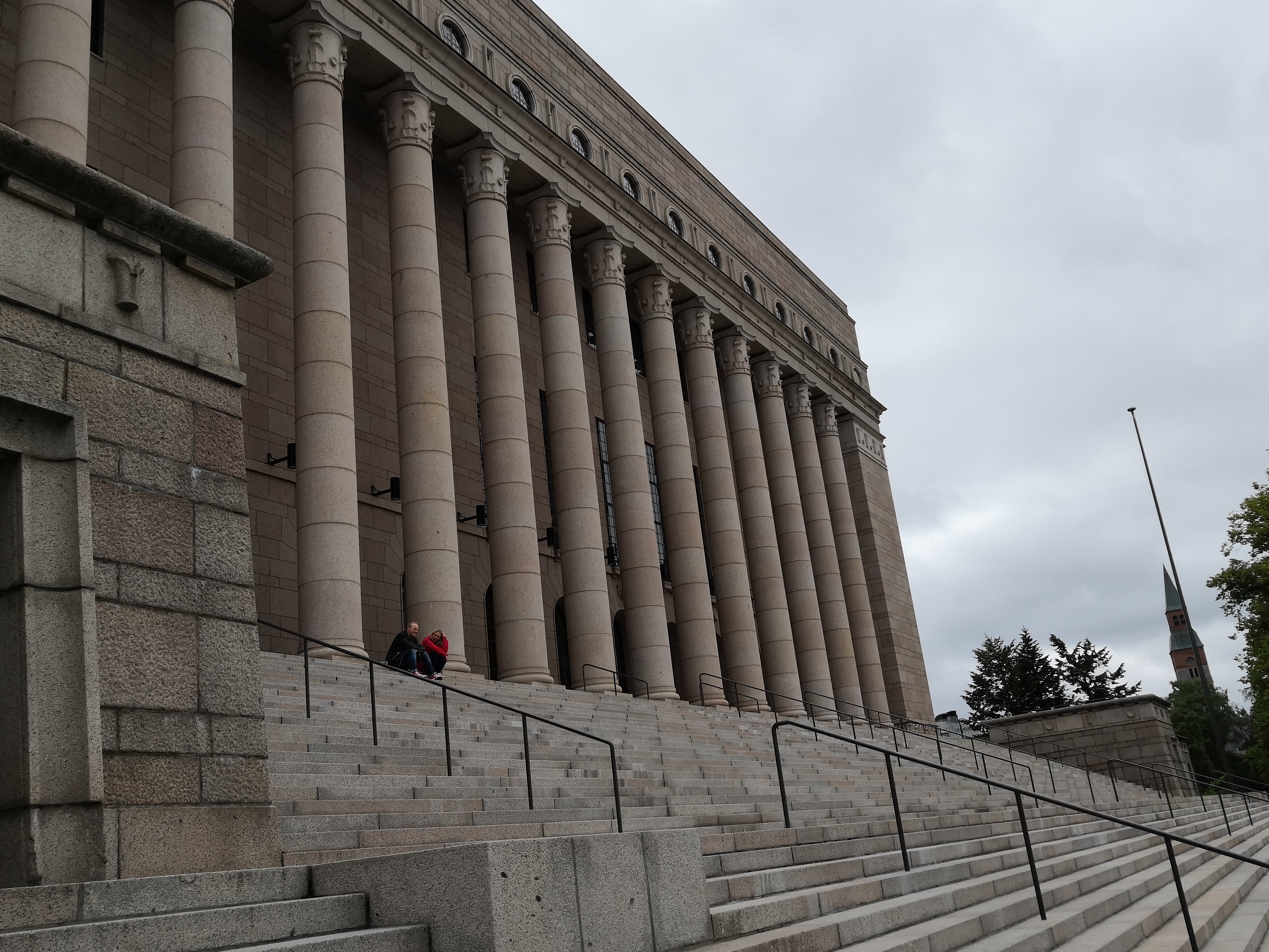 Demonstration for the reform of the administration of higher education institutions in front of the House of Representatives. rephoto