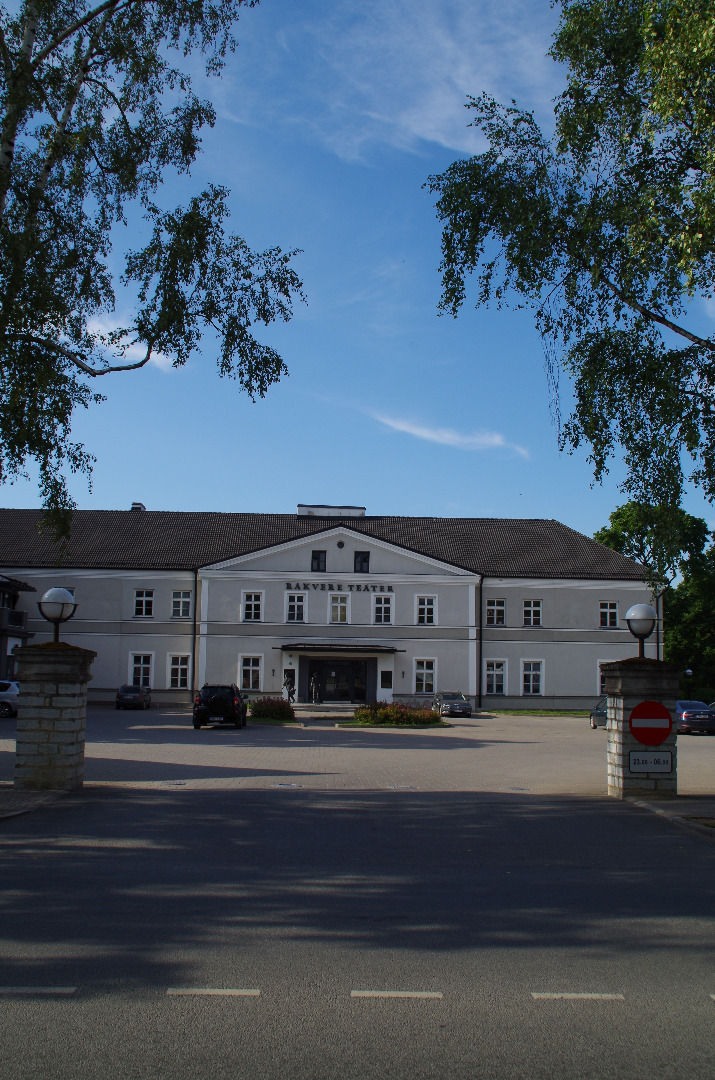 Building in Rakvere. rephoto