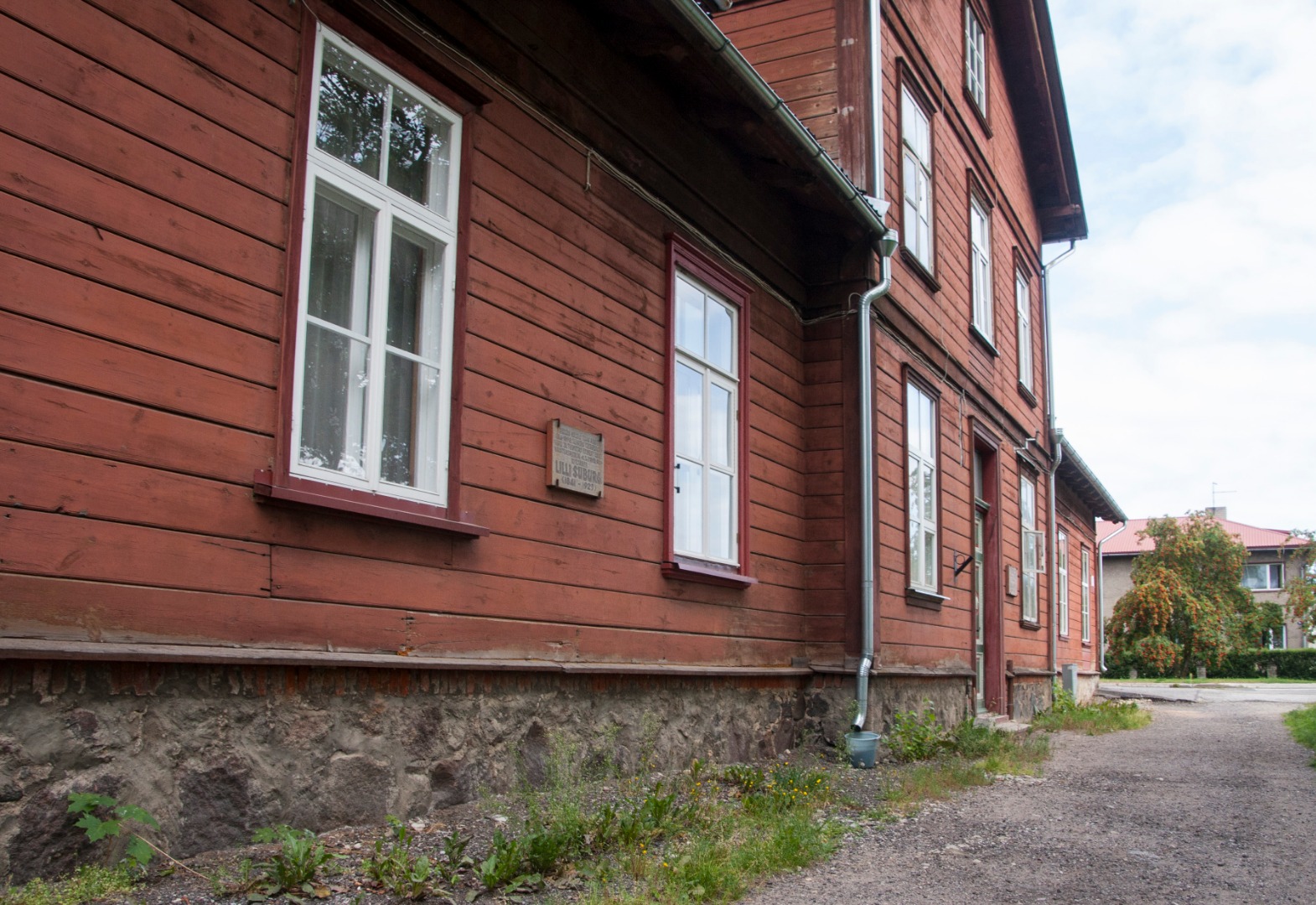 L. Suburg School in Viljandi rephoto