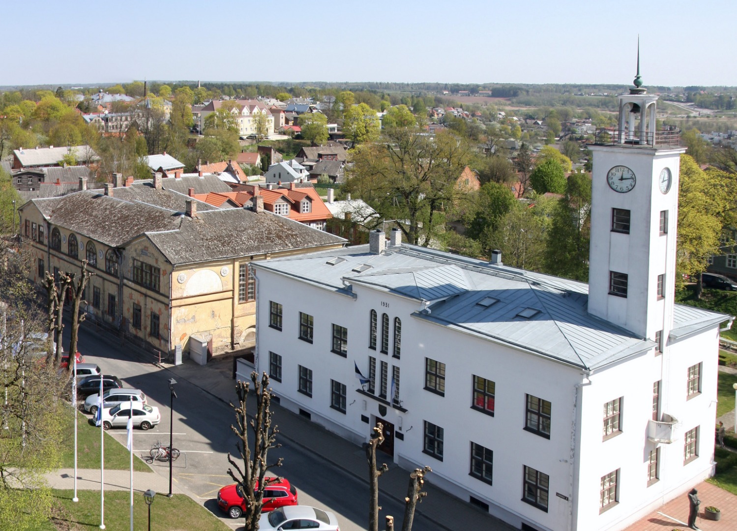 Photo, Viljandi, Raekoda and school (Linnu tn) from water tower, approx. 1925 rephoto