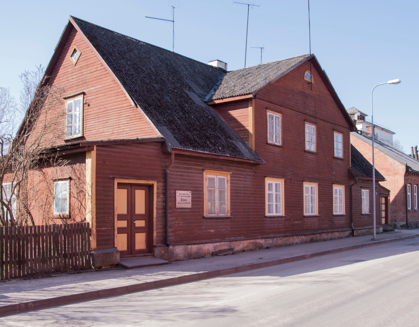 The house in Viljandi, where Sakala was located in 1880-1882. rephoto