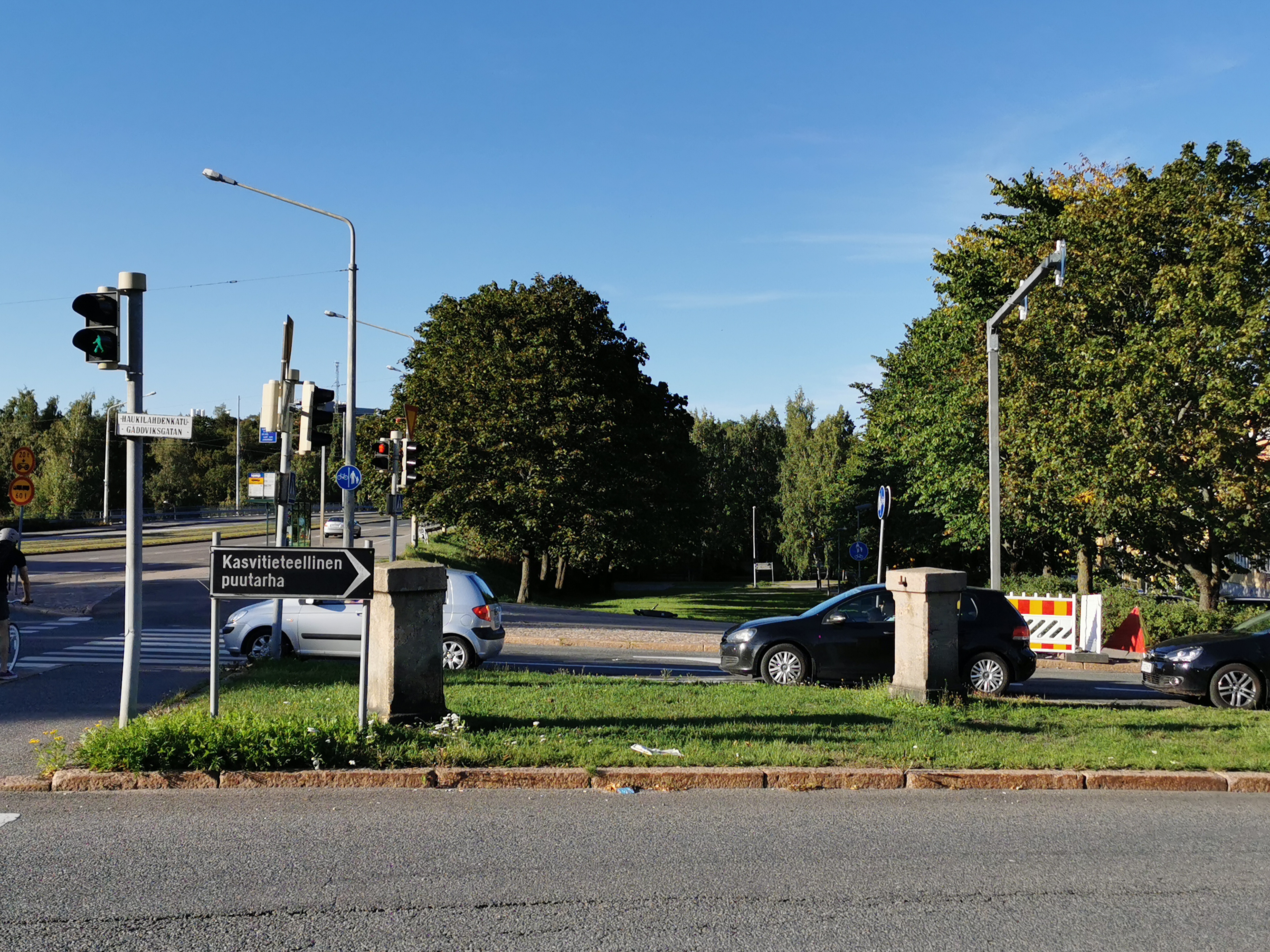 Itäinen Viertotie, kaupungin tulliportti rephoto