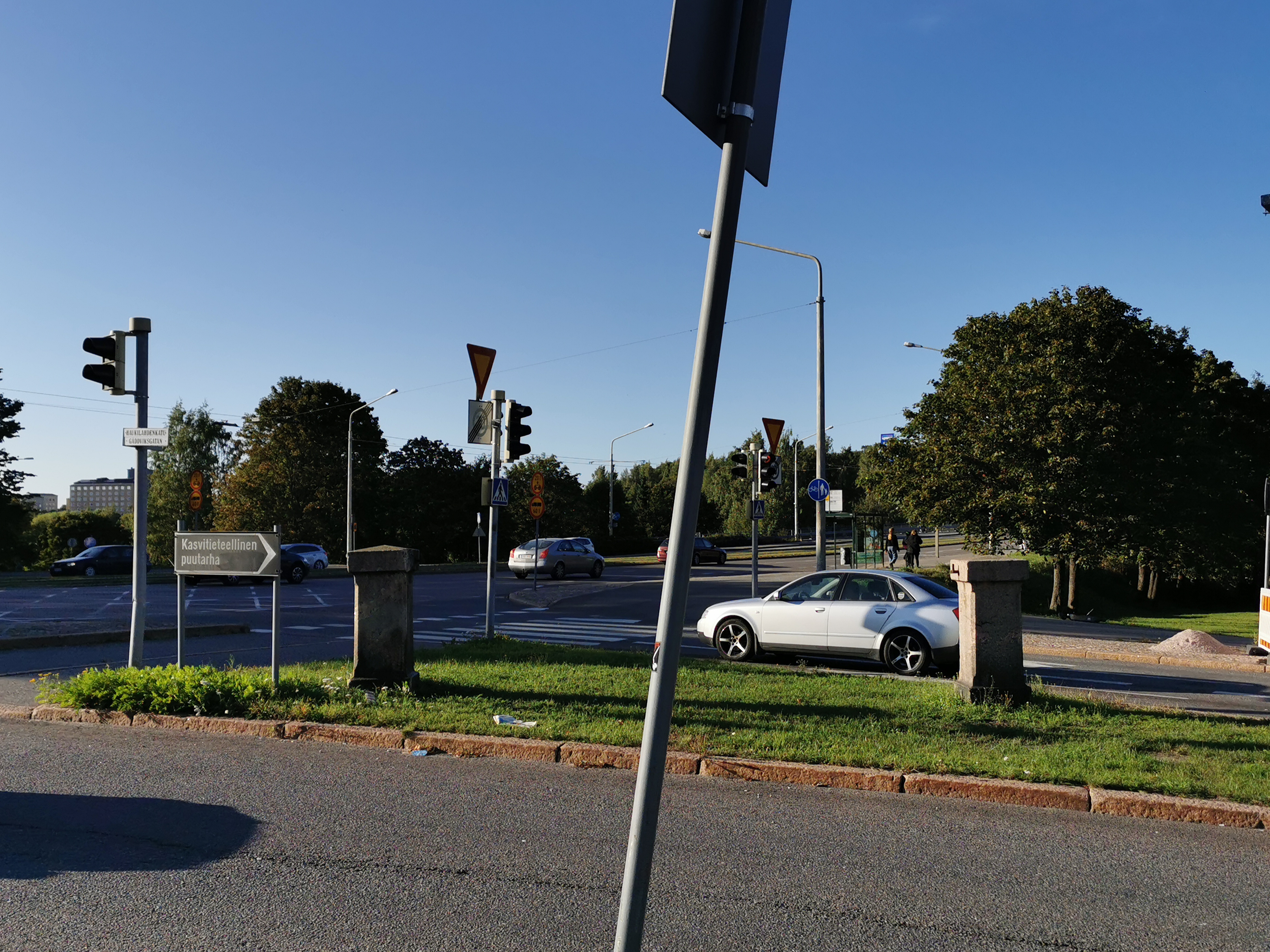 Itäinen Viertotie, kaupungin tulliportti rephoto