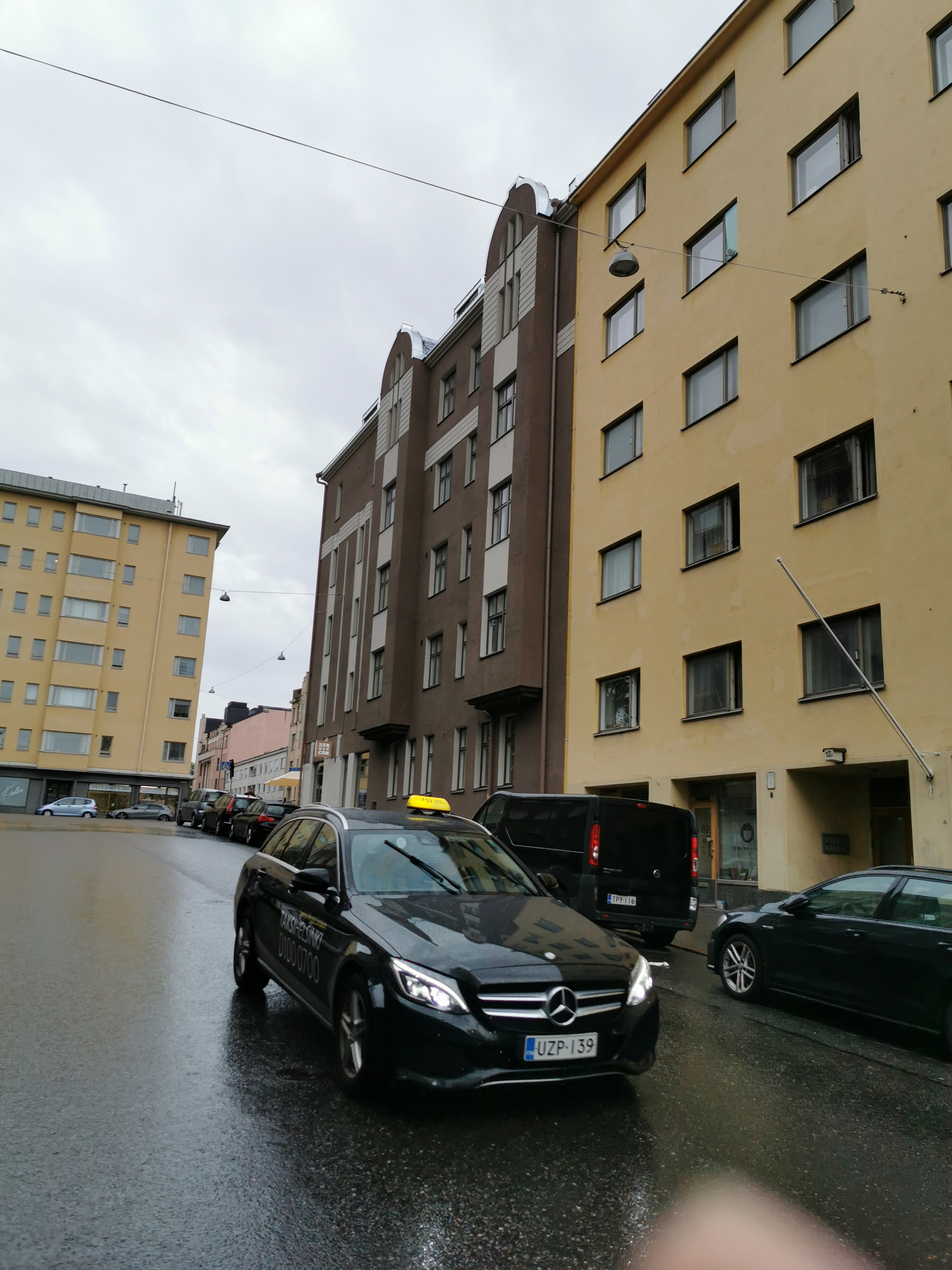 Jatkosodan pommitusten tuhoja rephoto