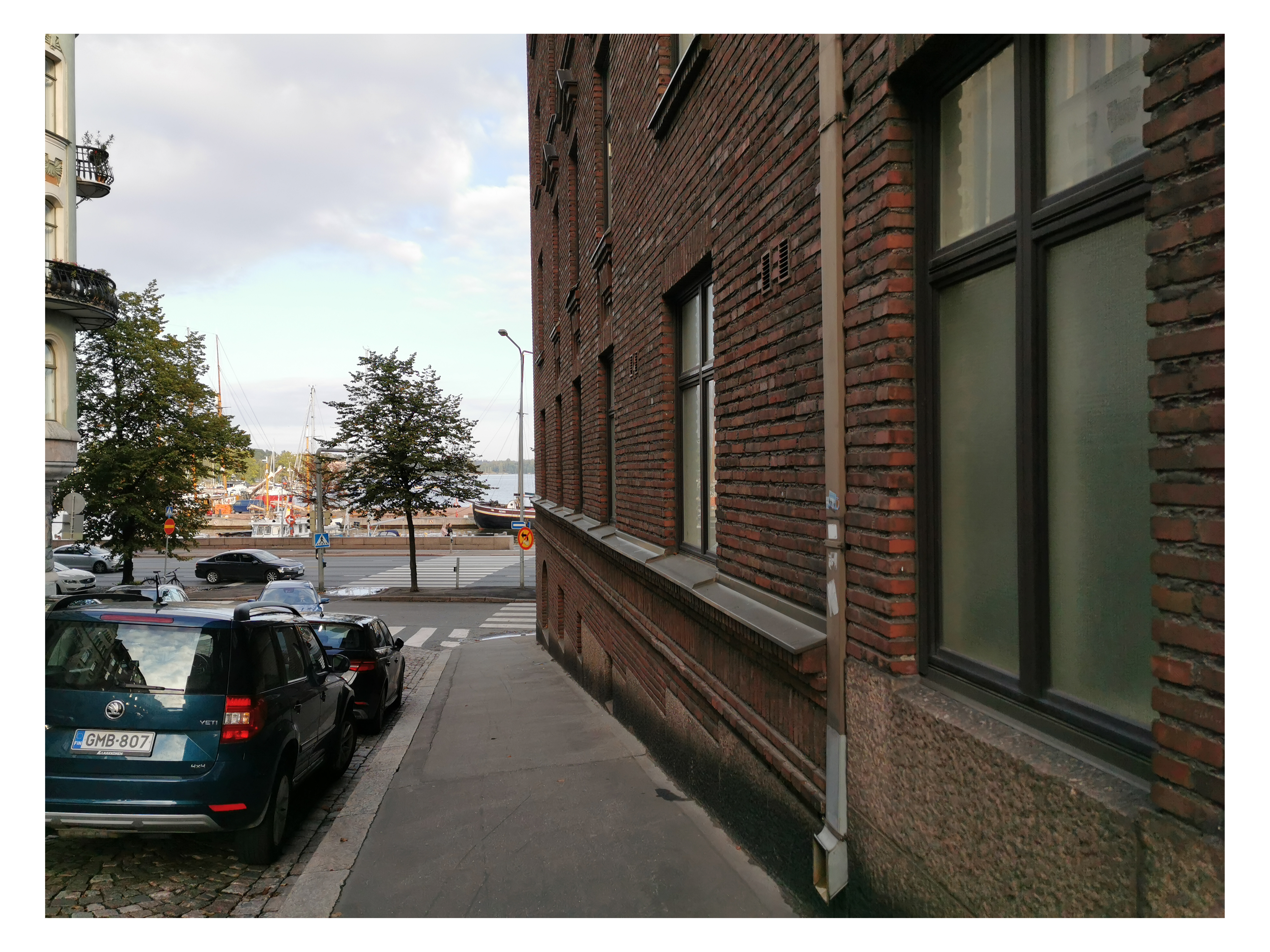 Pohjoisranta 8, pihan puolelta. rephoto