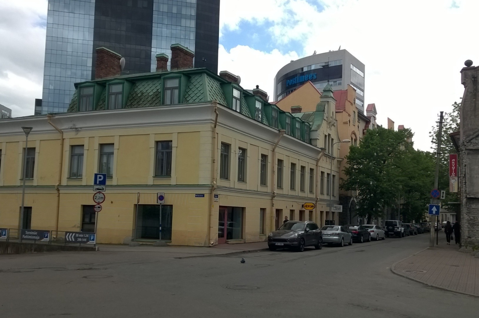 Munaari Maakri Street building in Tallinn rephoto