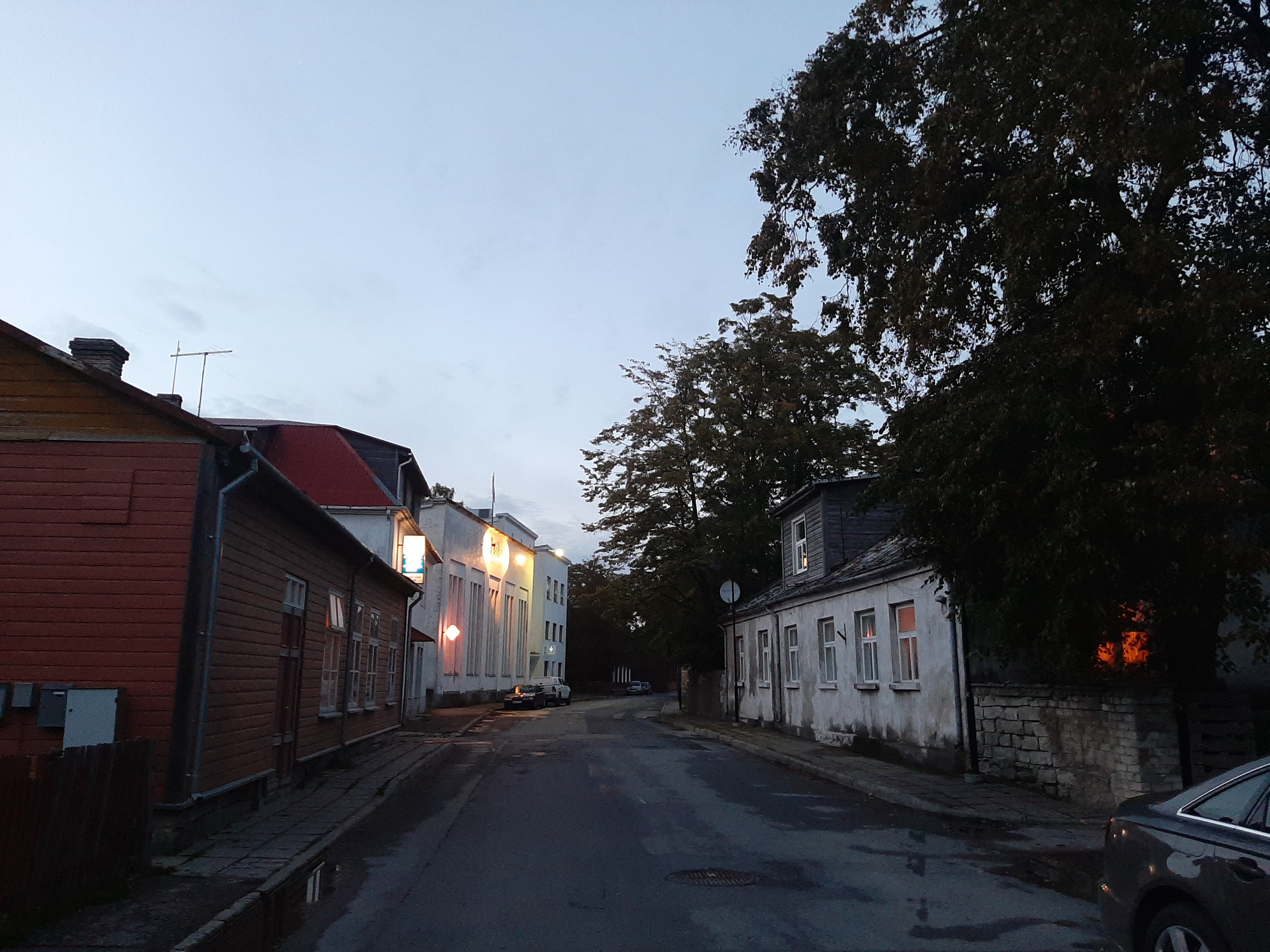 Kuressaare, Tolli tänav rephoto