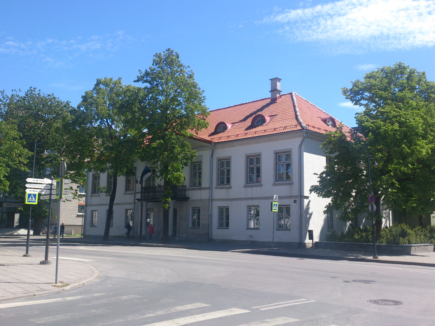 Kingissepa Secondary School building in Tallinn Street rephoto